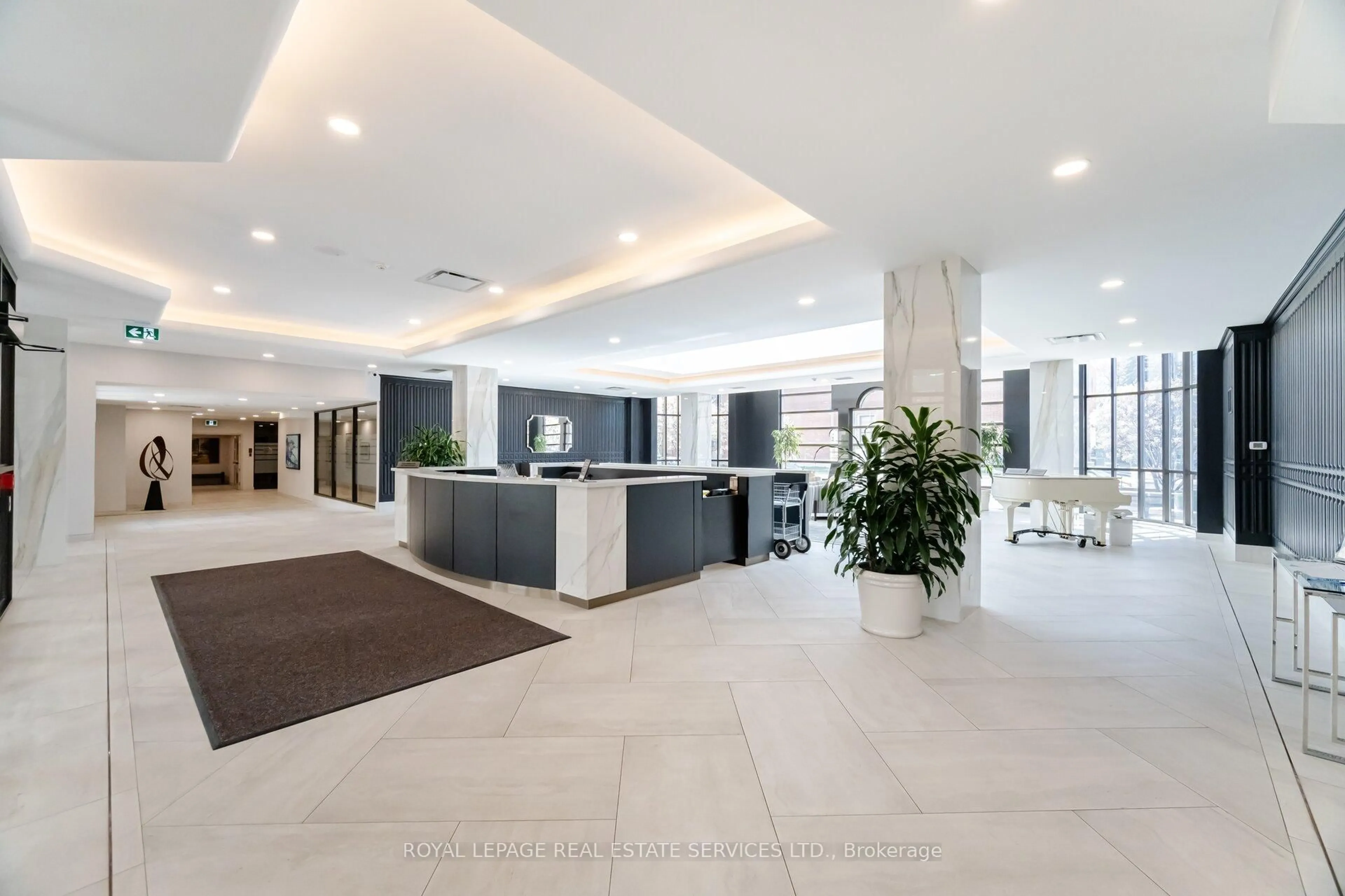 Lobby for 1 Aberfoyle Cres #1504, Toronto Ontario M8X 2X8