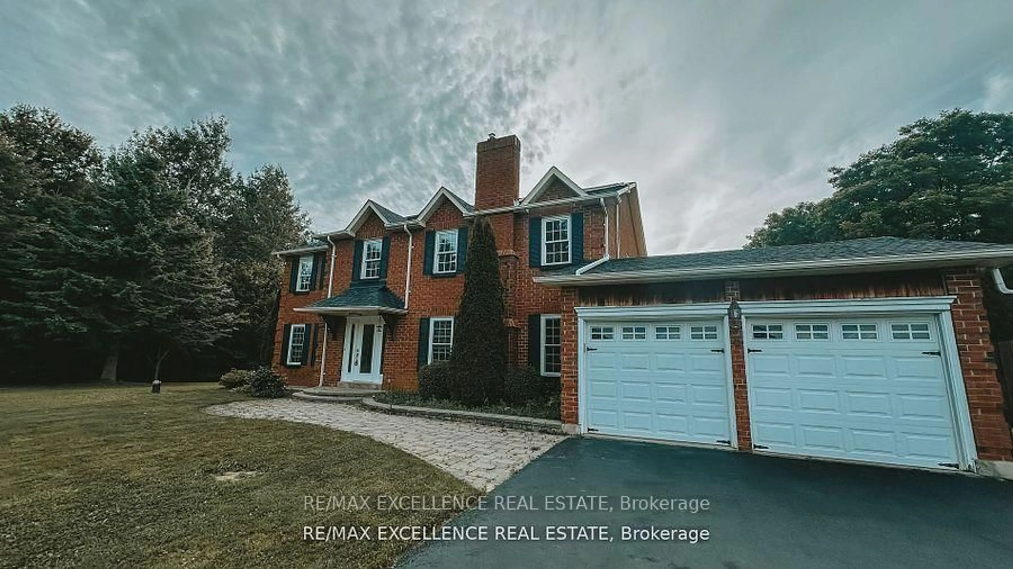 Home with brick exterior material, street for 8 Elite Rd, Caledon Ontario L7K 0K9