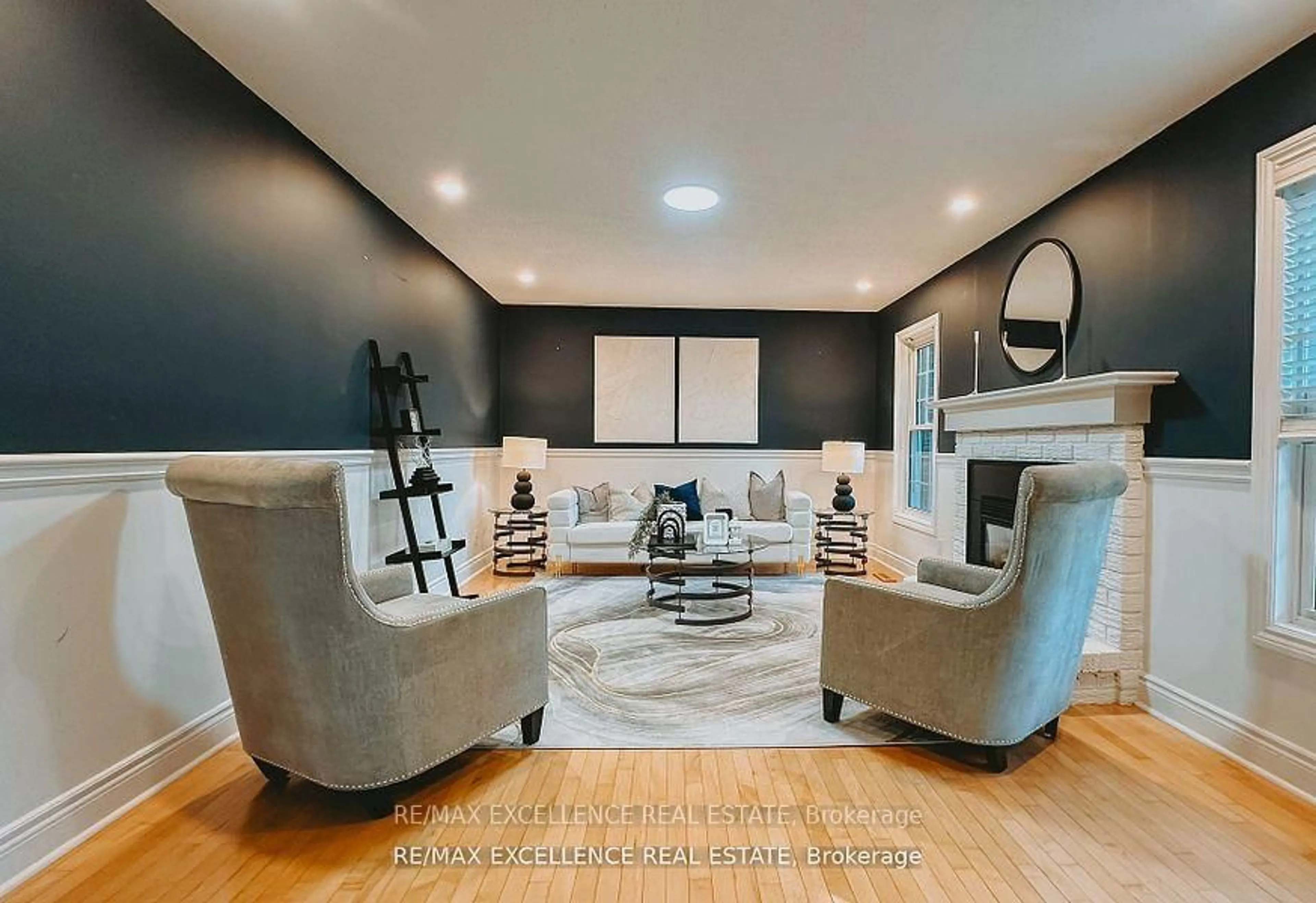 Living room with furniture, unknown for 8 Elite Rd, Caledon Ontario L7K 0K9