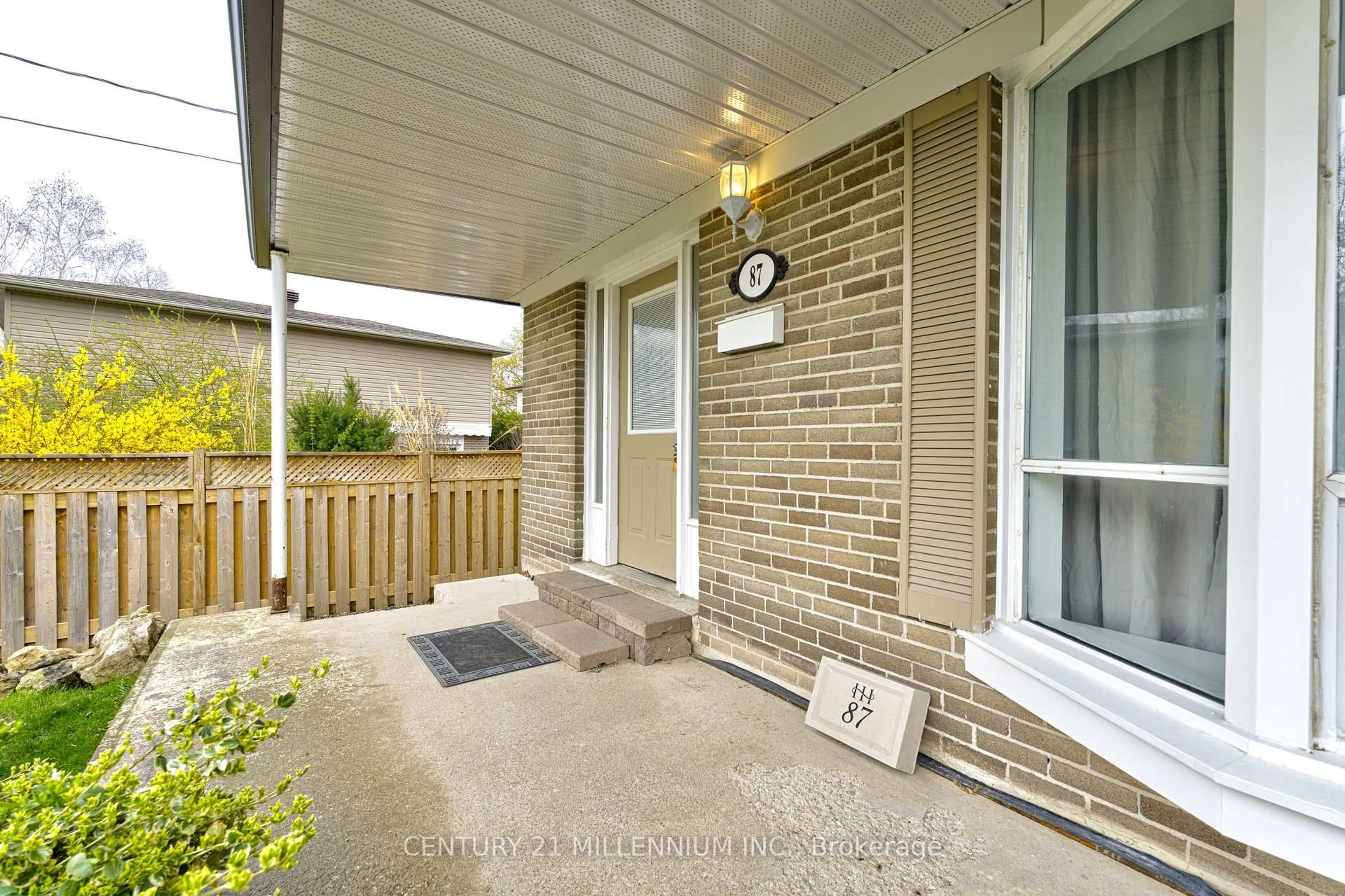 Unknown for 87 Pennington Cres, Halton Hills Ontario L7G 4L4