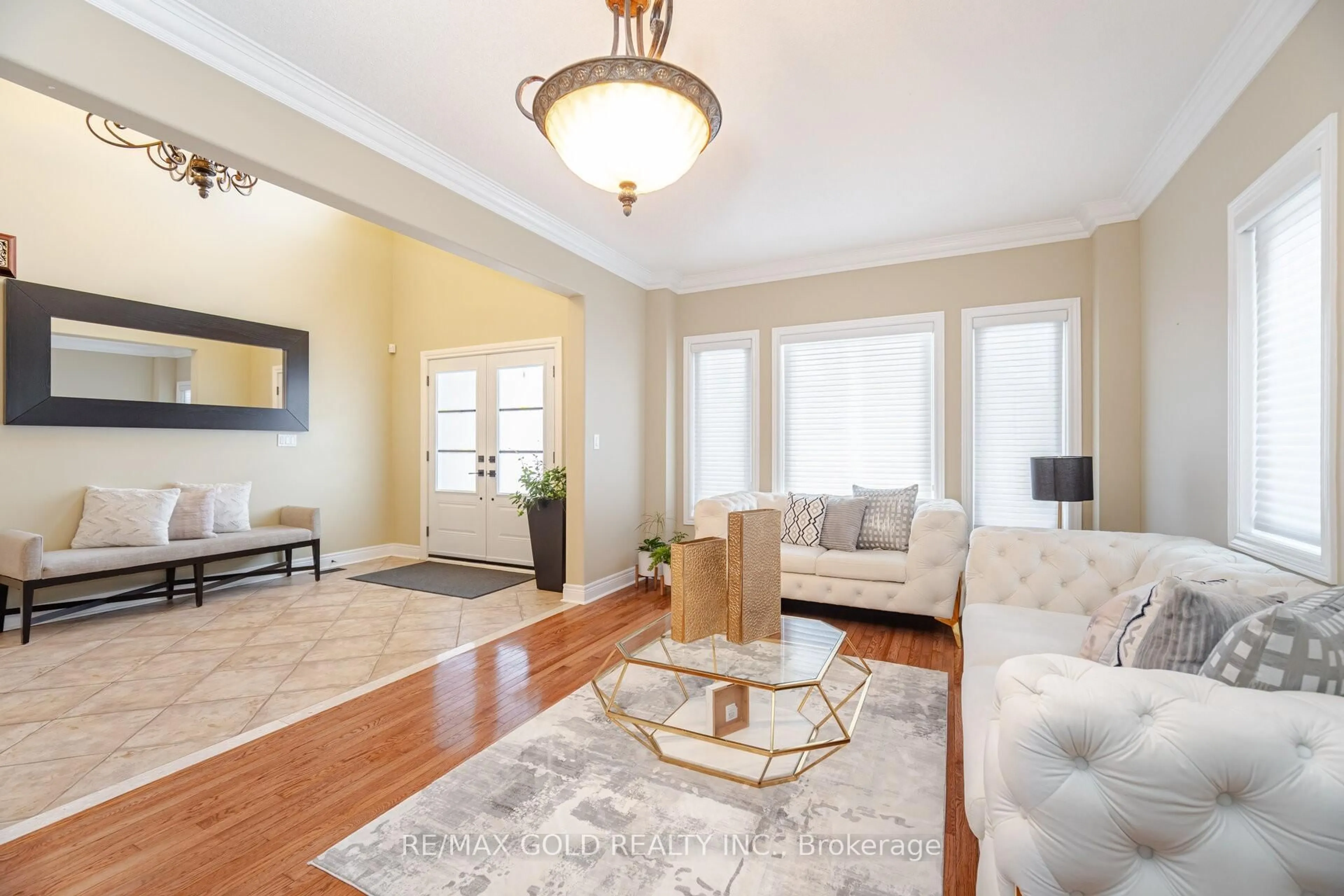 Living room with furniture, unknown for 59 Saint Hubert Dr, Brampton Ontario L6P 1Y5