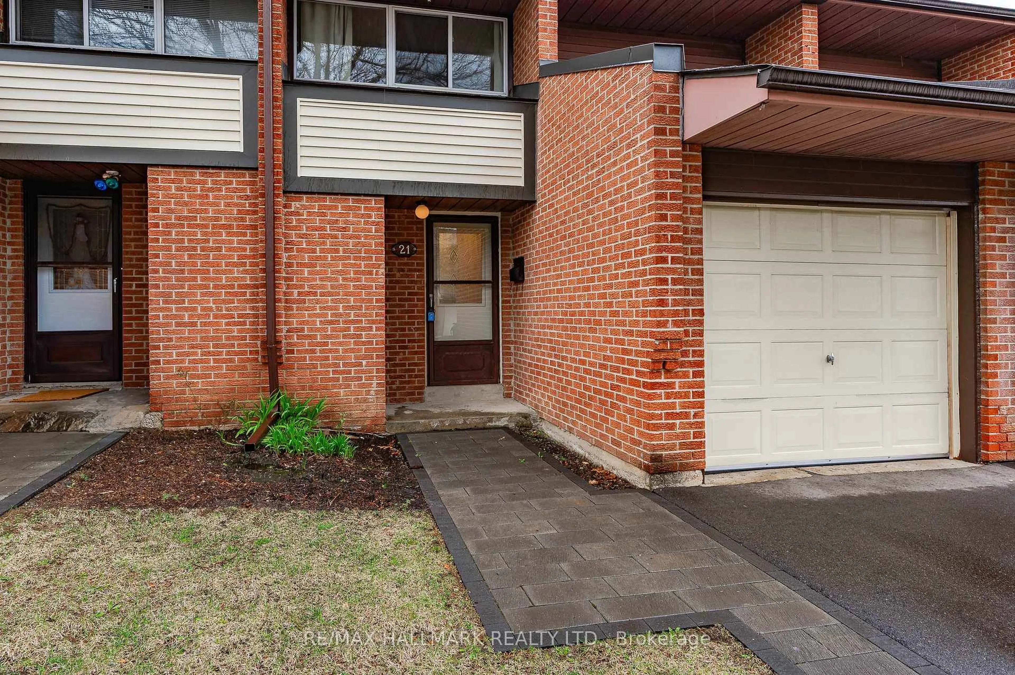 Unknown for 2301 Derry Rd #21, Mississauga Ontario L5N 2R4