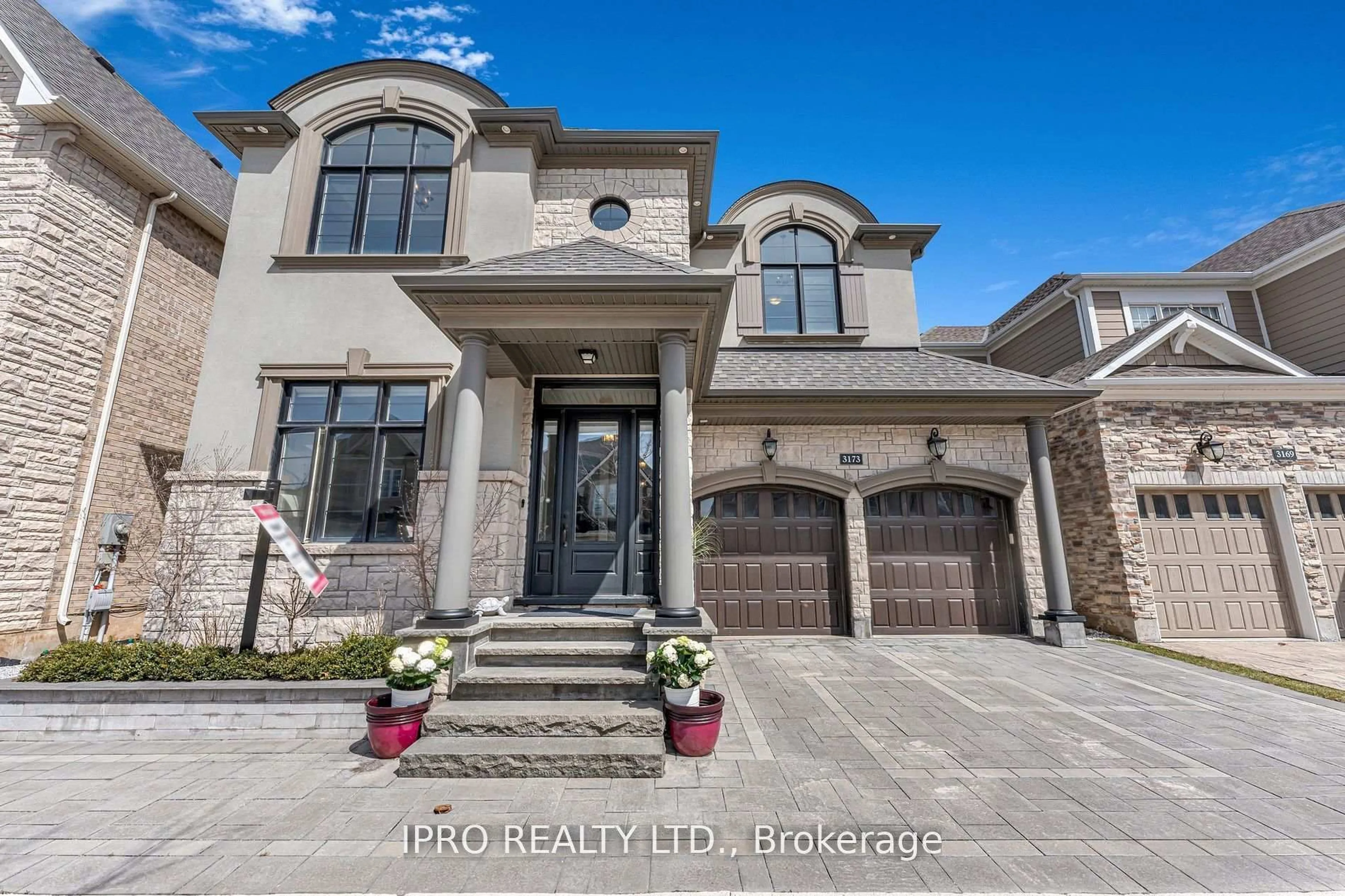 Home with brick exterior material, street for 3173 Sunflower Dr, Oakville Ontario L6M 4M2