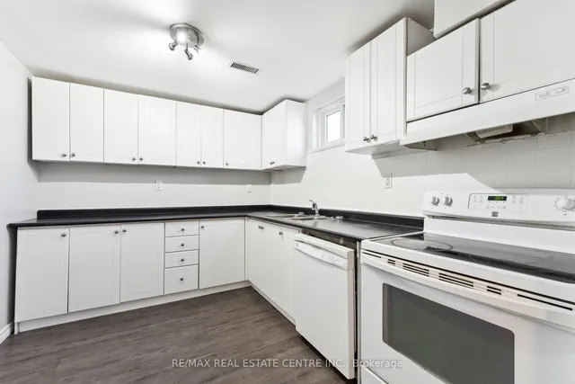 Additional image 29 of 21 Marchbank Cres