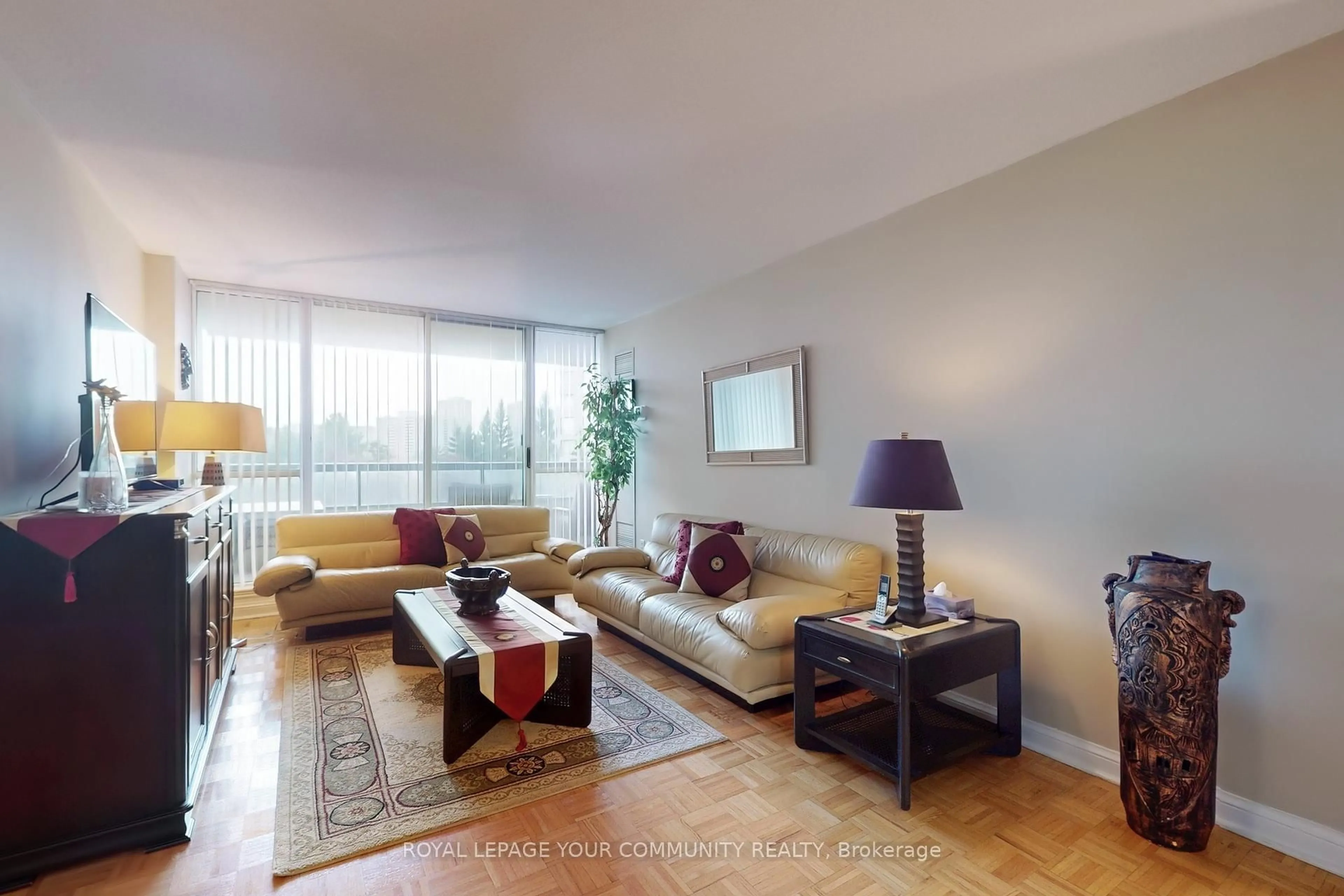 Living room with furniture, unknown for 24 Hanover Rd #404, Brampton Ontario L6S 5K8