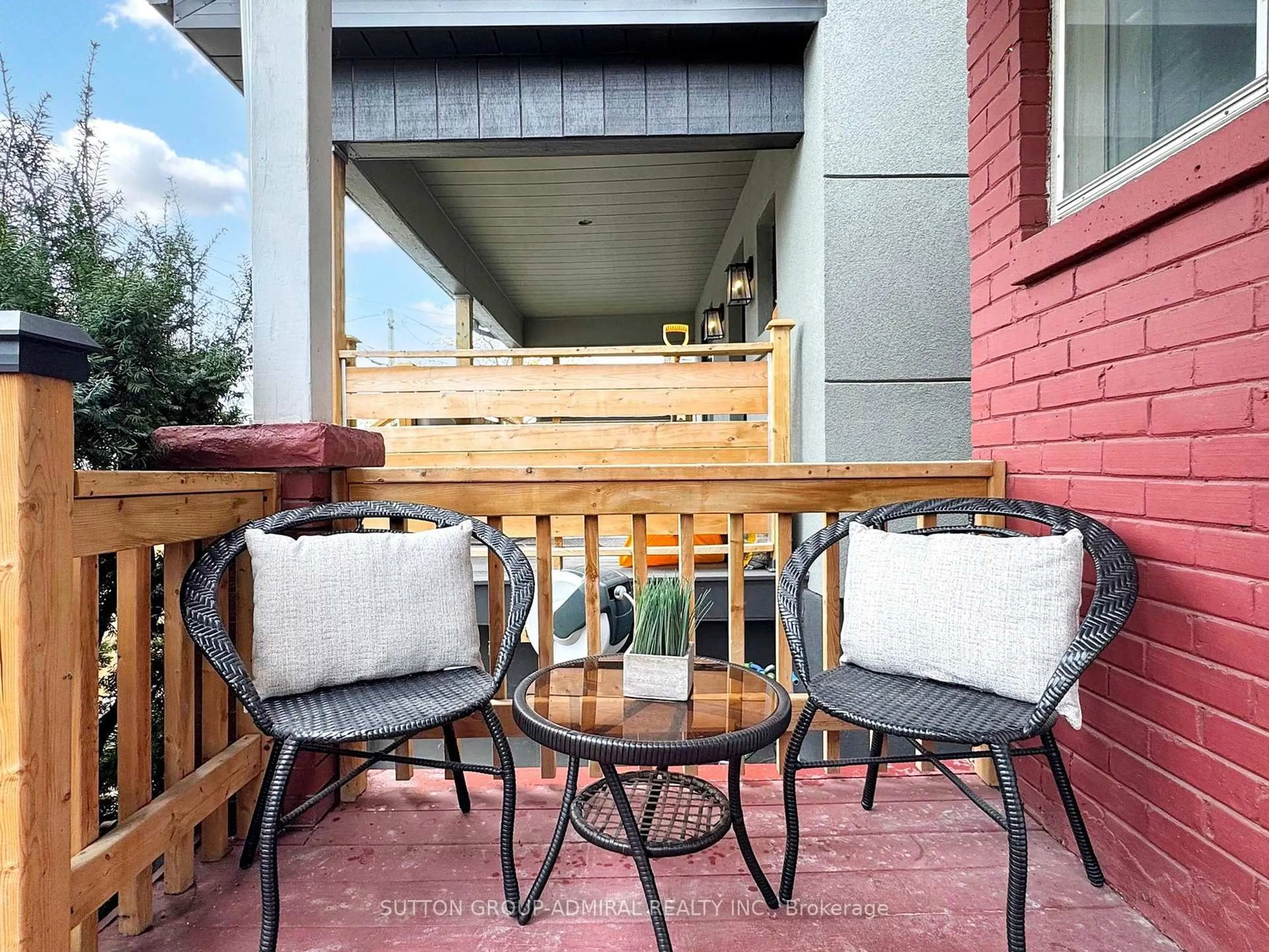 Patio, unknown for 13 Rutherford Ave, Toronto Ontario M6M 2C5
