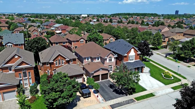 Additional image 42 of 102 Mullis Cres