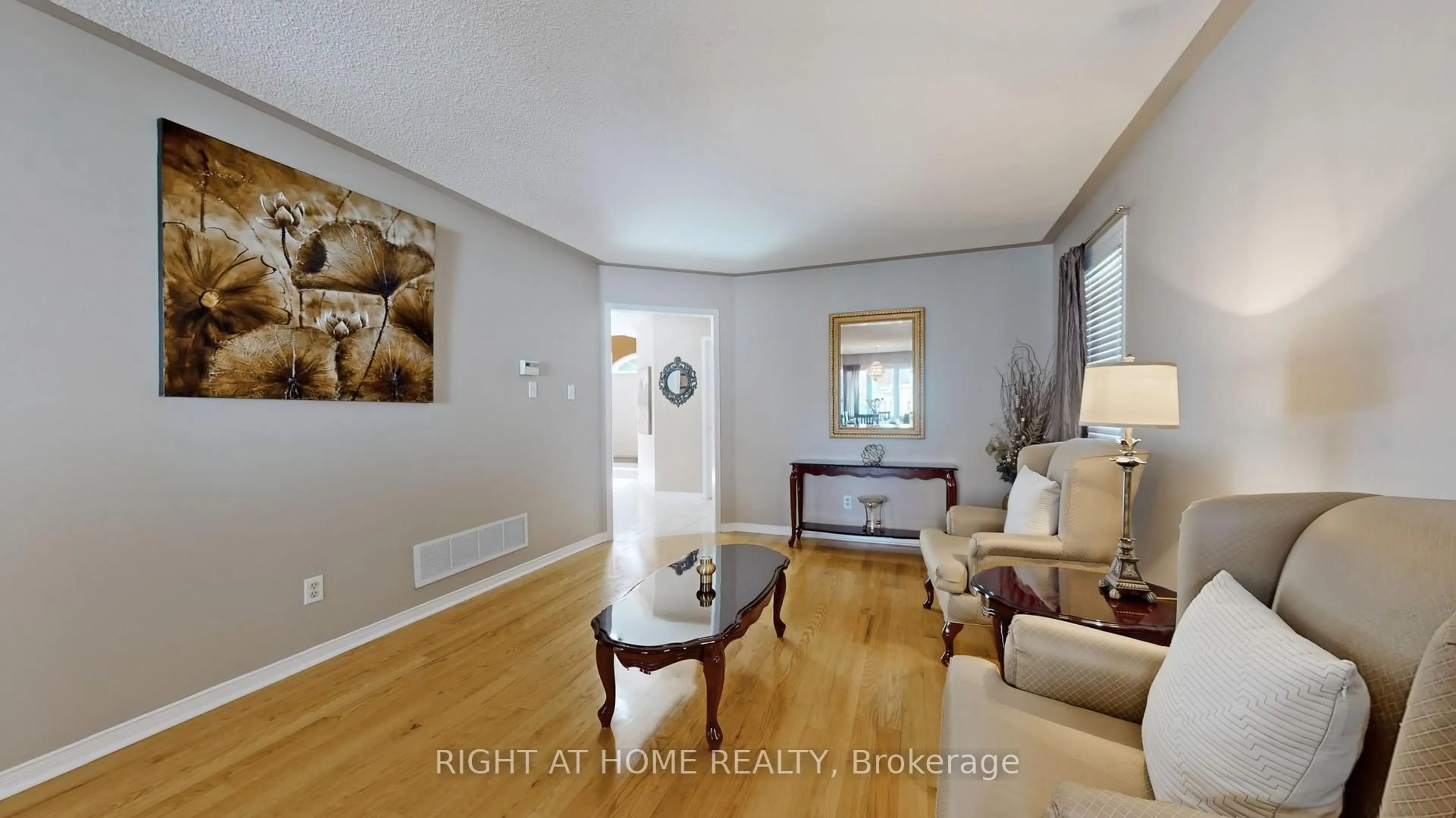 Living room with furniture, unknown for 102 Mullis Cres, Brampton Ontario L6Y 4T1