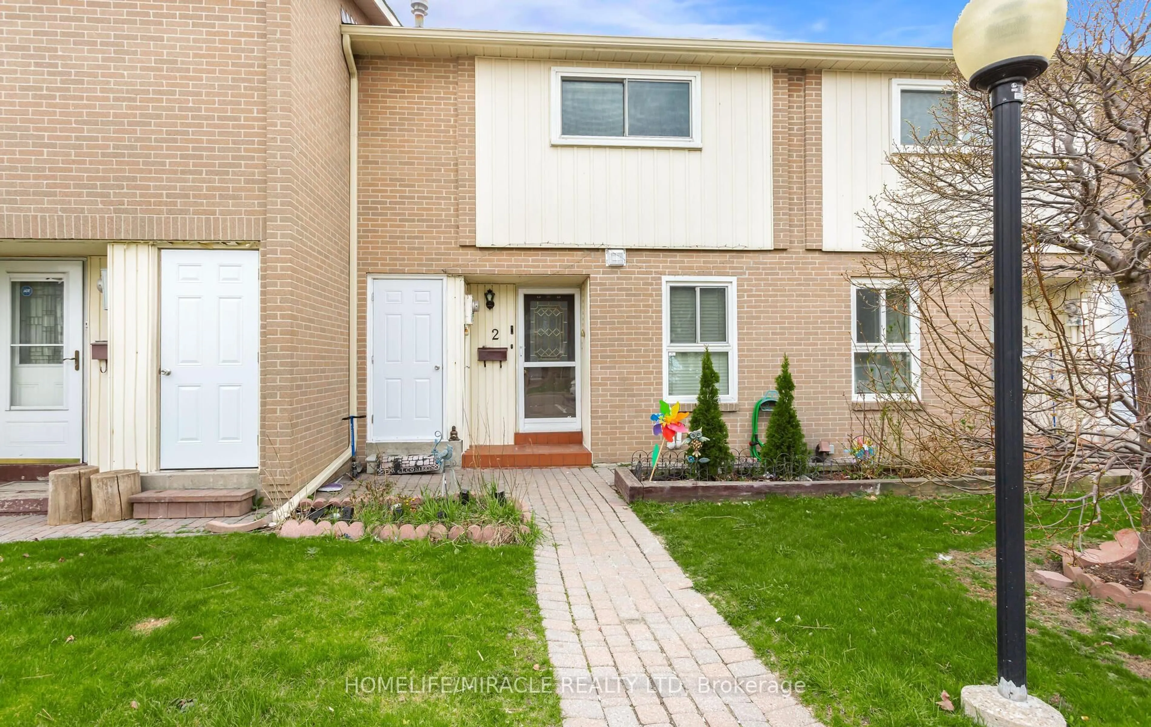 Home with brick exterior material, street for 2 Craigleigh Cres #2, Brampton Ontario L6T 2E3