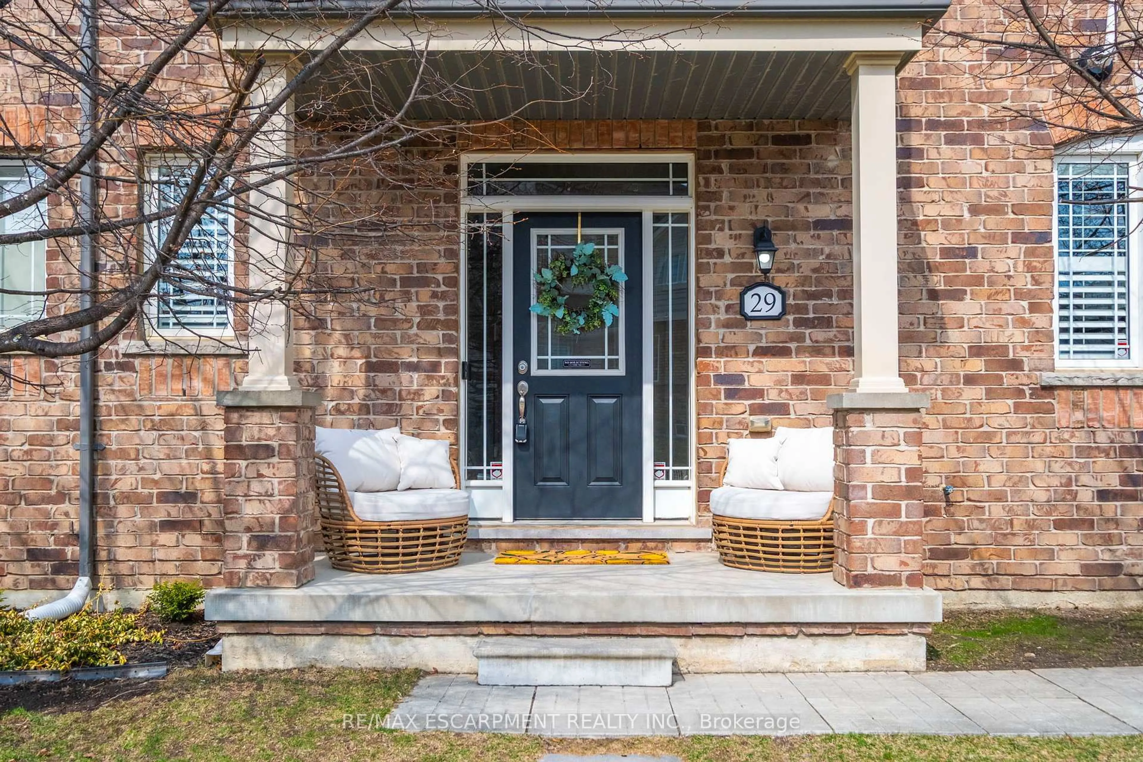 Home with brick exterior material, street for 29 Alnwick Ave, Caledon Ontario L7C 3P6