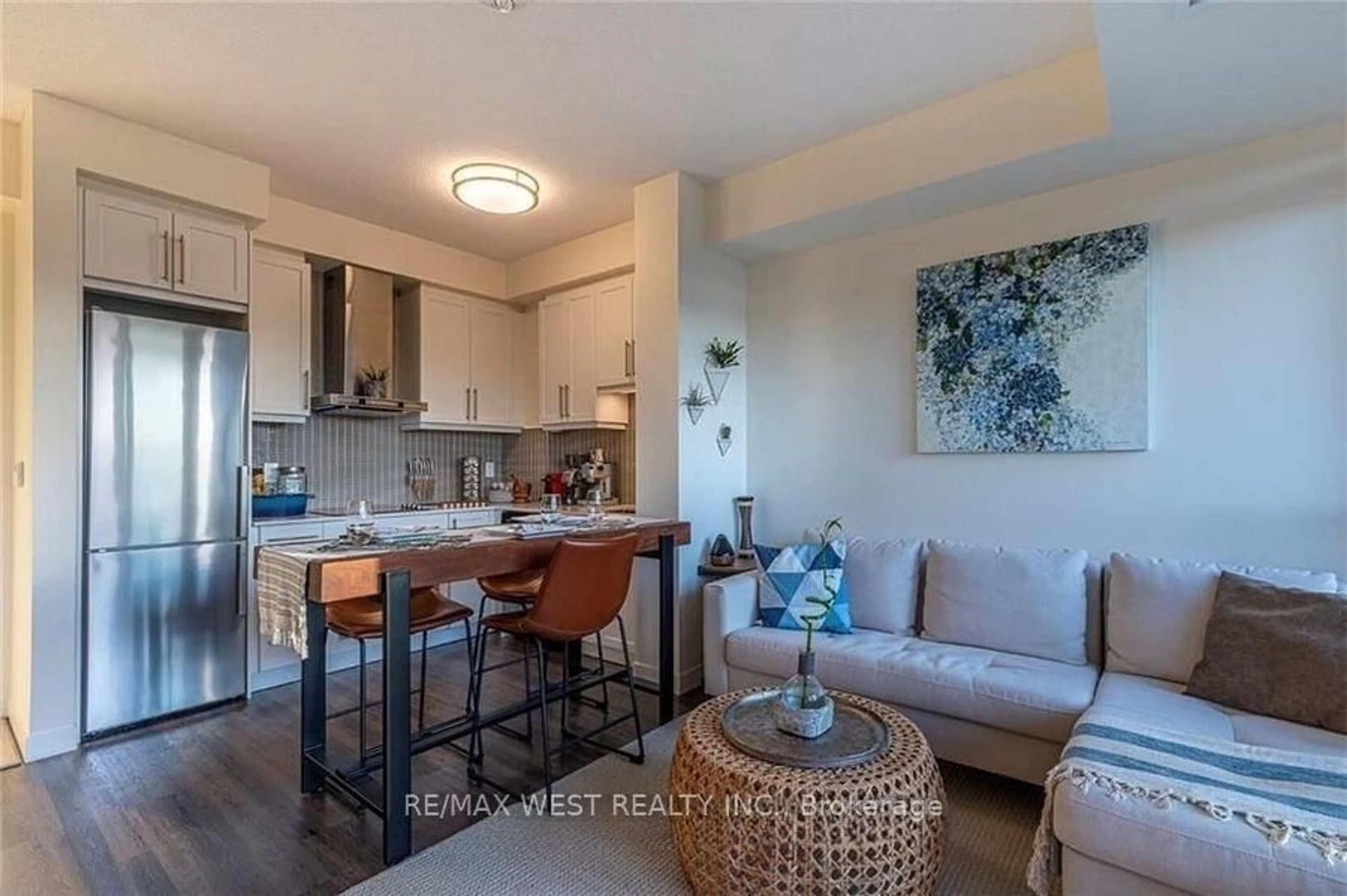 Open concept kitchen, unknown for 2093 Fairview St #610, Burlington Ontario L7R 0E6