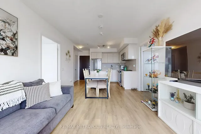 Additional property image - 1461 LAWRENCE Ave Unit 2103