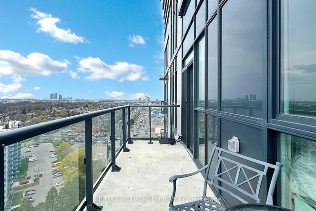 Additional property image - 1461 LAWRENCE Ave Unit 2103