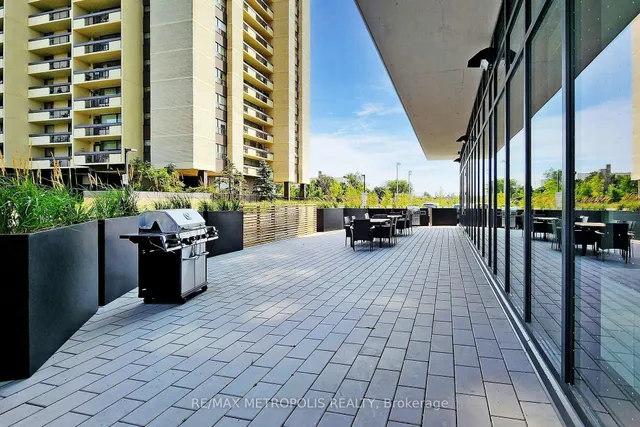 Additional property image - 1461 LAWRENCE Ave Unit 2103