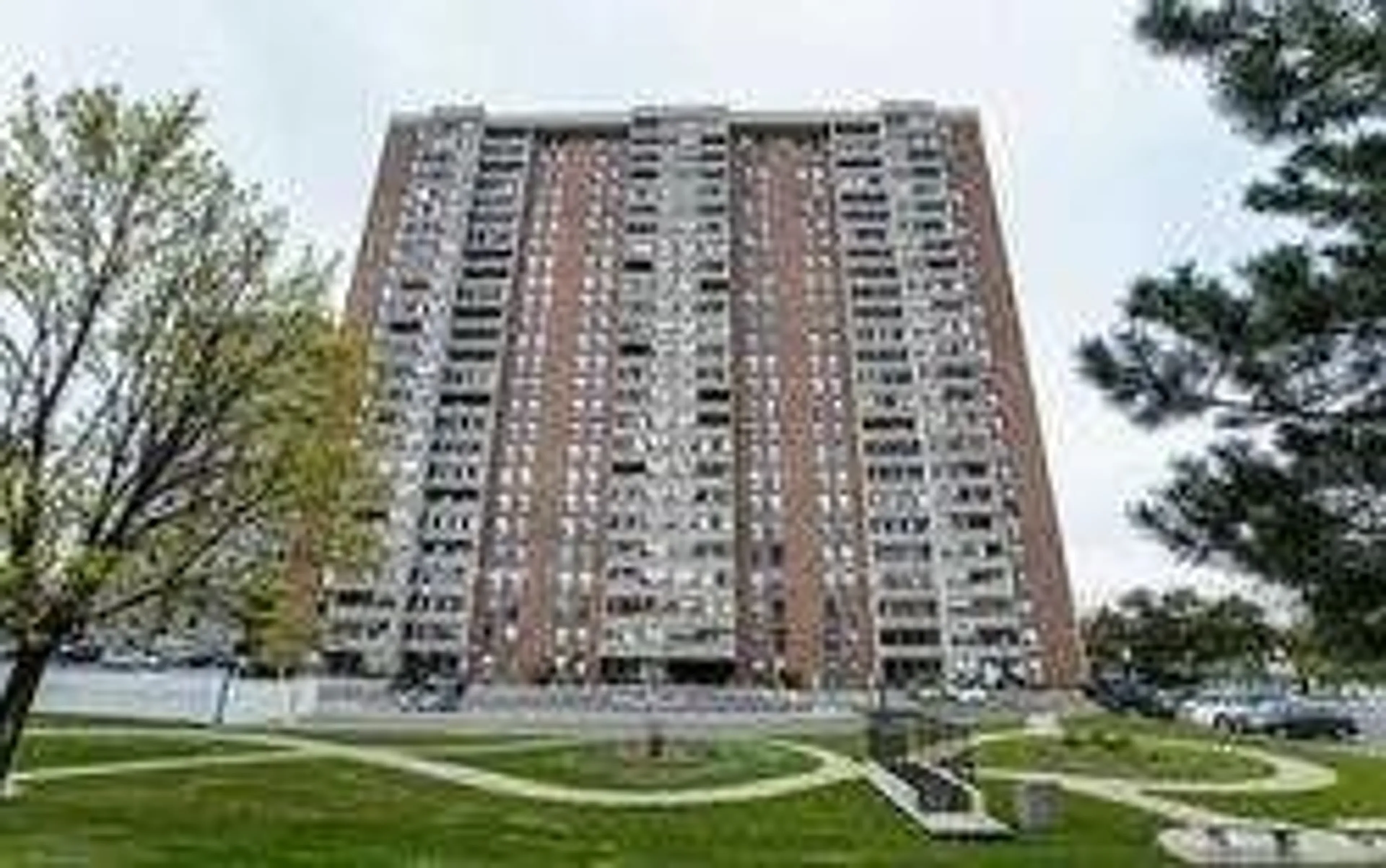 Unknown for 18 Knightsbridge Rd #1811, Brampton Ontario L6T 3X5