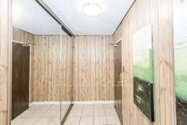 Additional property image - 18 Knightsbridge Rd Unit 1811