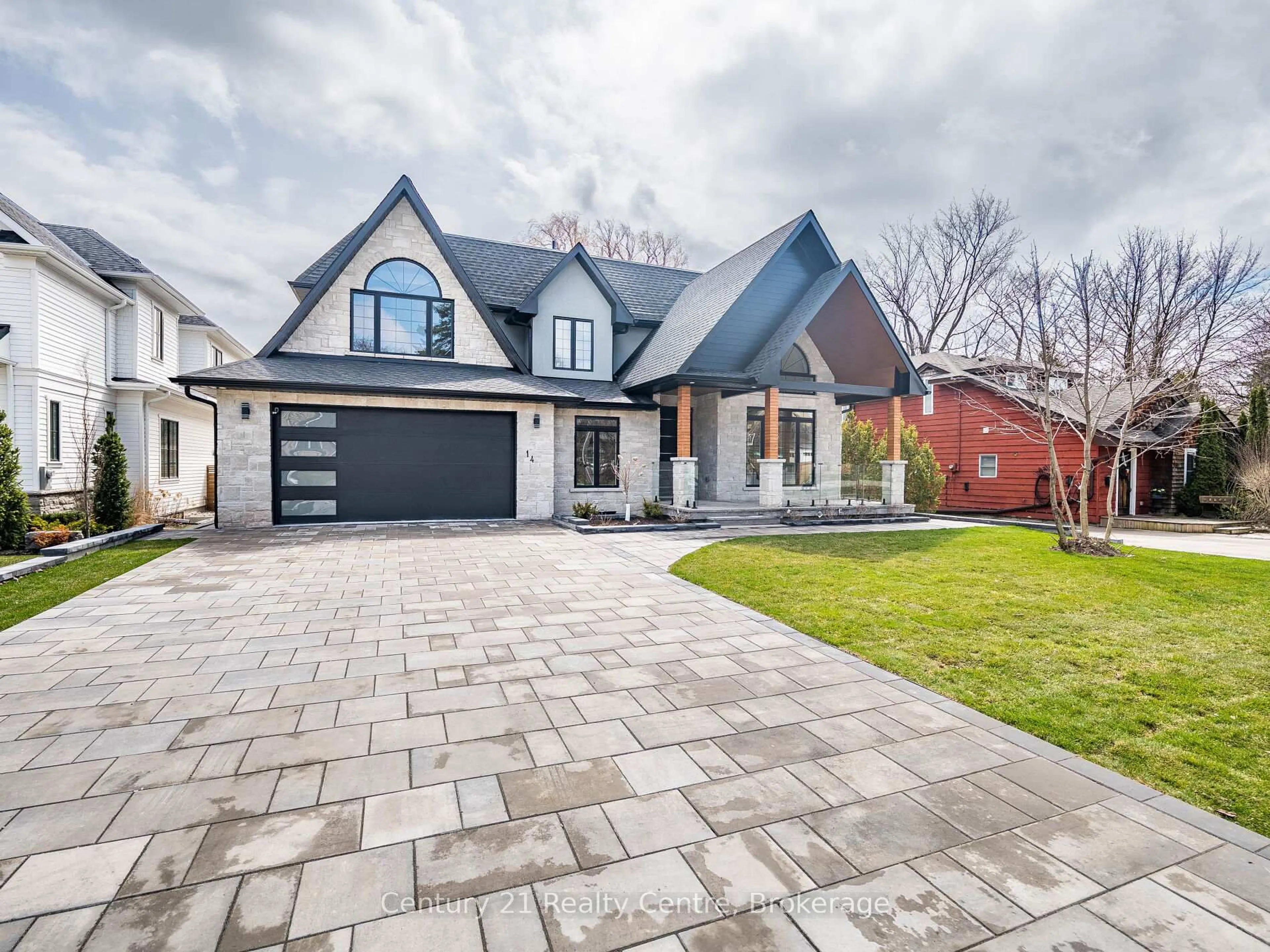 Home with brick exterior material, street for 14 Crescent Rd, Oakville Ontario L6K 1W4