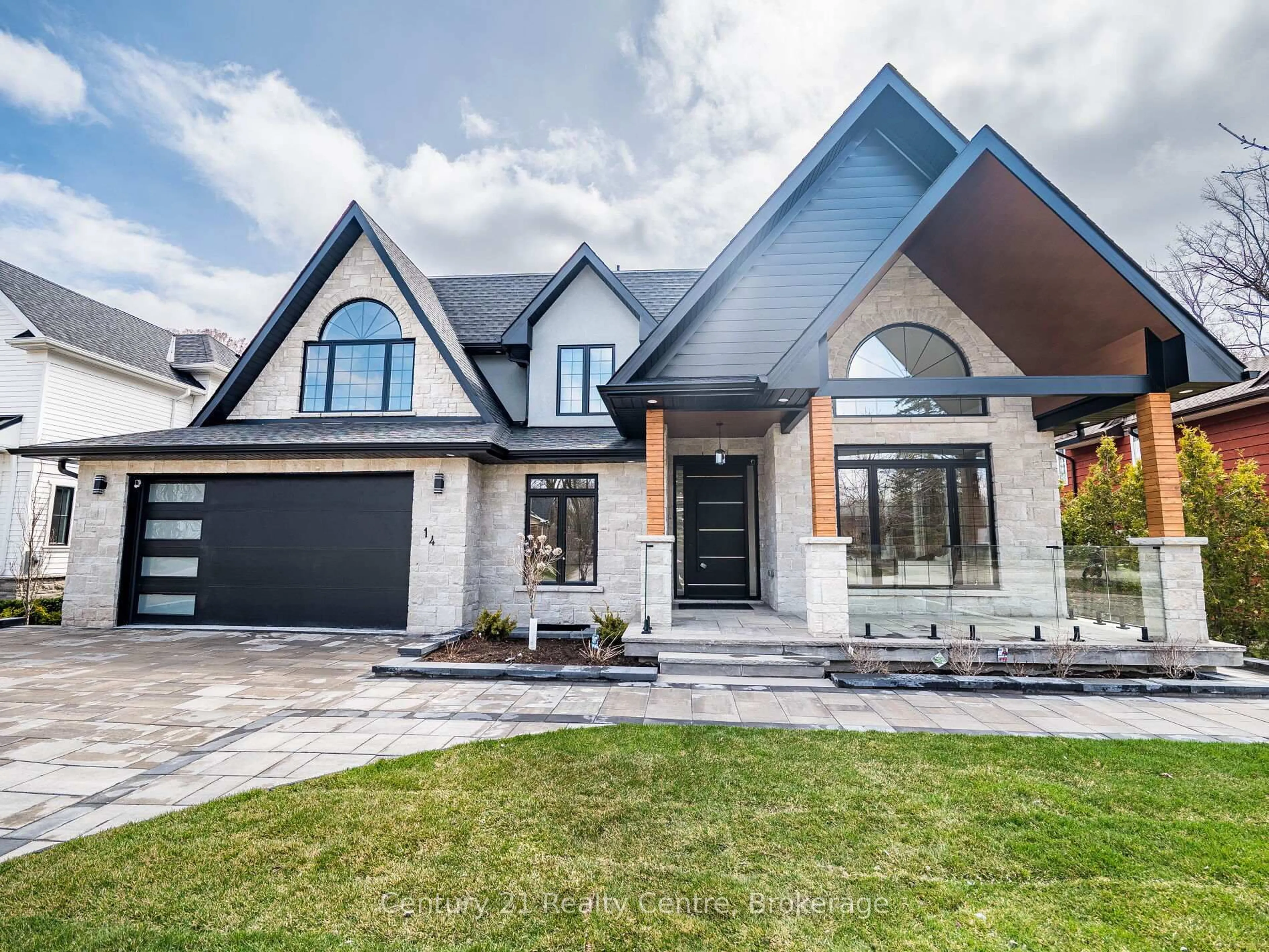 Home with brick exterior material, street for 14 Crescent Rd, Oakville Ontario L6K 1W4