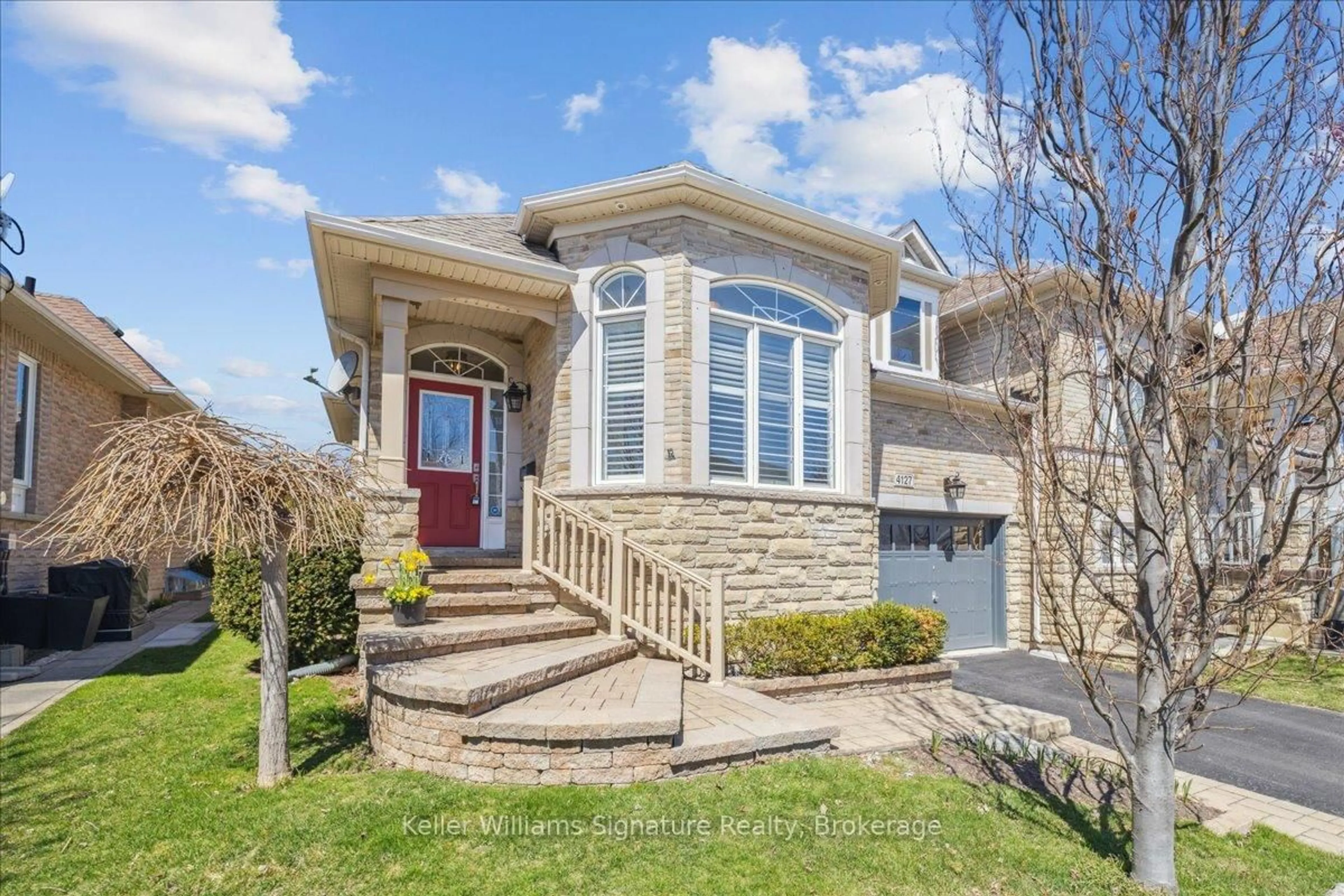 Home with brick exterior material, street for 4127 Prentice Common, Burlington Ontario L7M 0B4