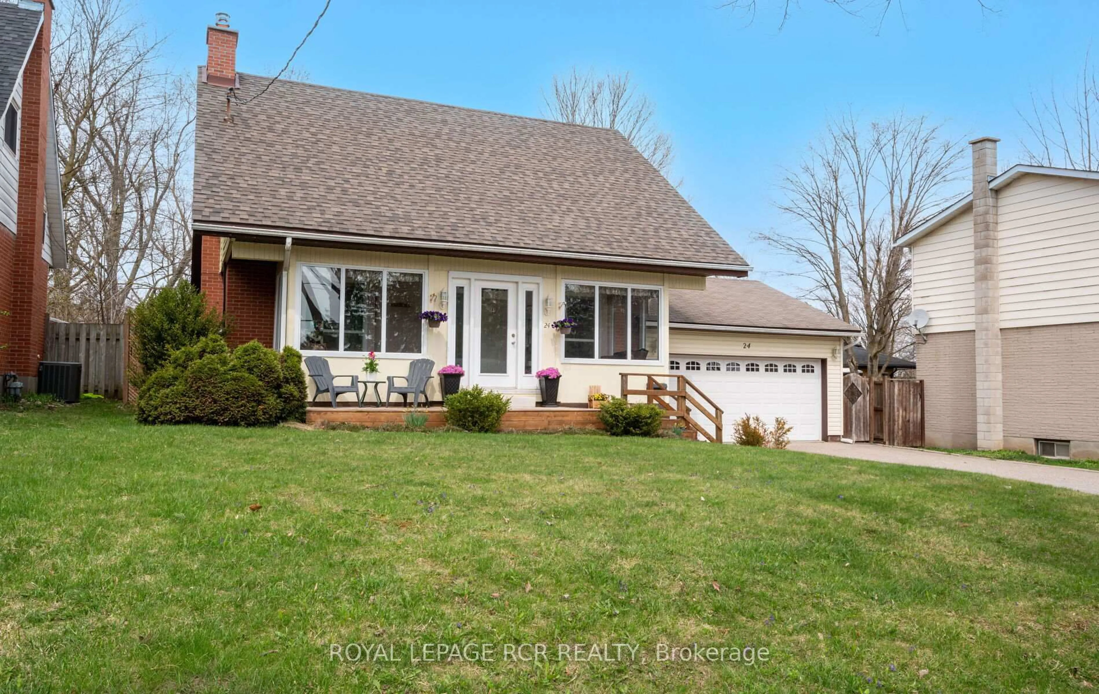 Home with brick exterior material, street for 24 Town Line, Orangeville Ontario L9W 1T6