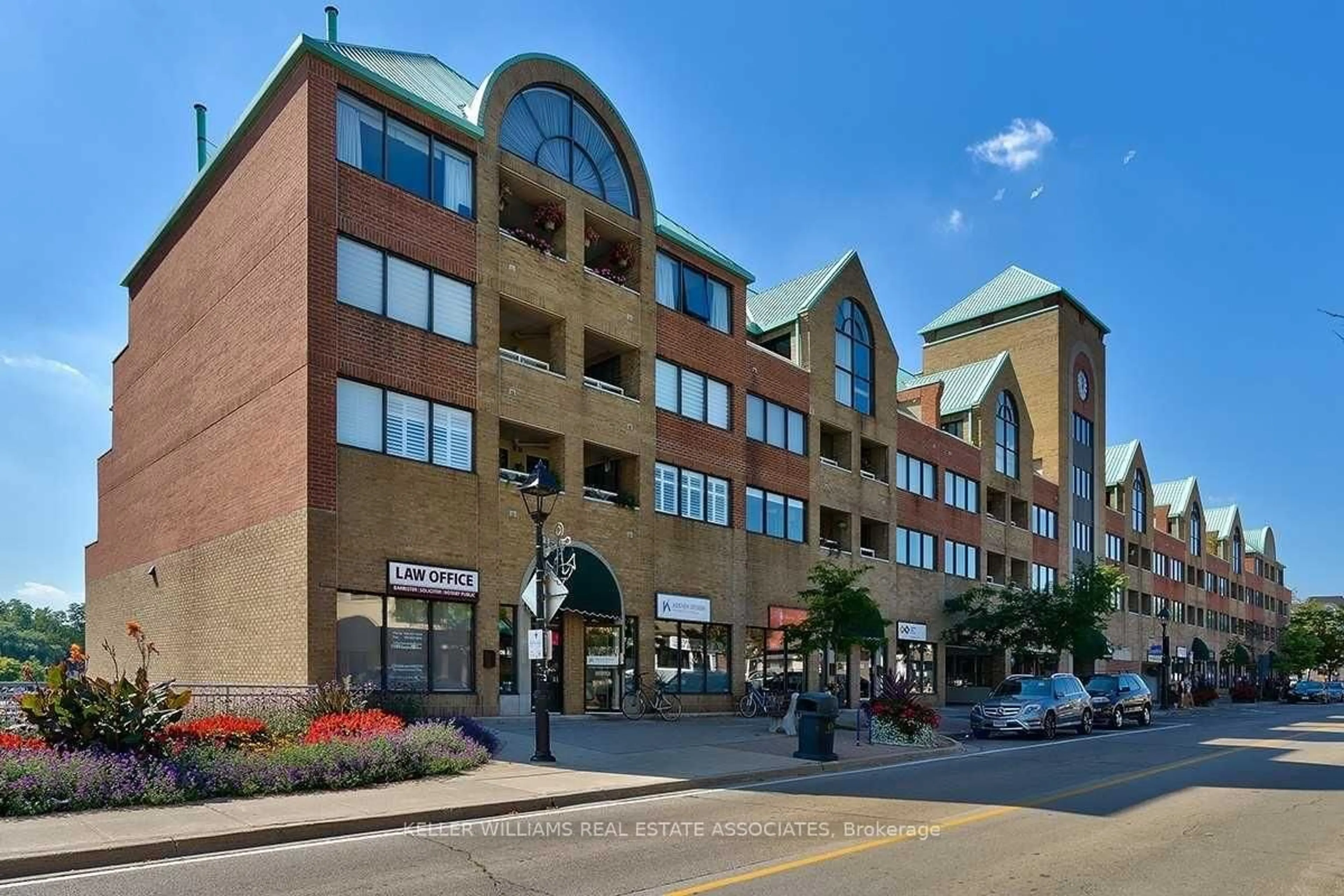 Unknown for 100 Bronte Rd #222, Oakville Ontario L6L 6L5