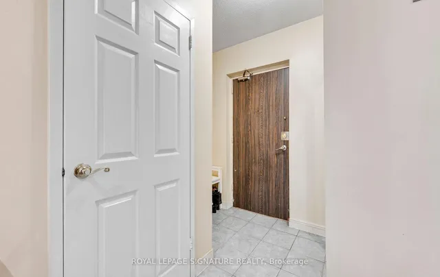 Additional property image - 3025 Queen Frederica Dr Unit 201