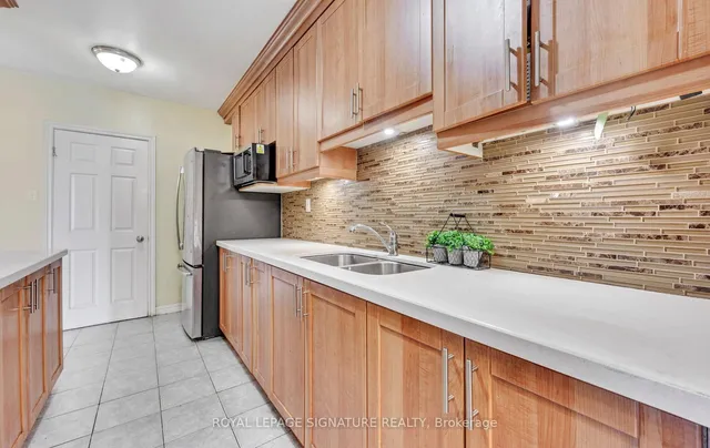 Additional property image - 3025 Queen Frederica Dr Unit 201