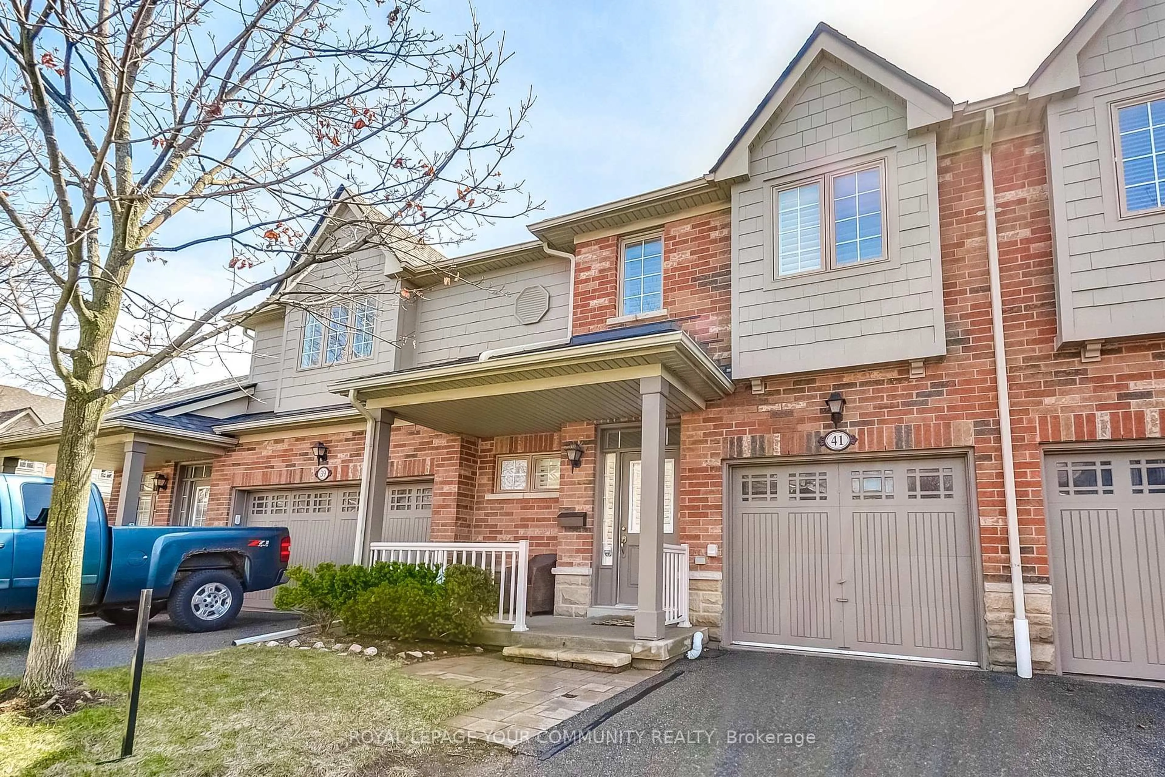 Home with brick exterior material, street for 1633 Northmount Ave #41, Mississauga Ontario L5E 1Y9