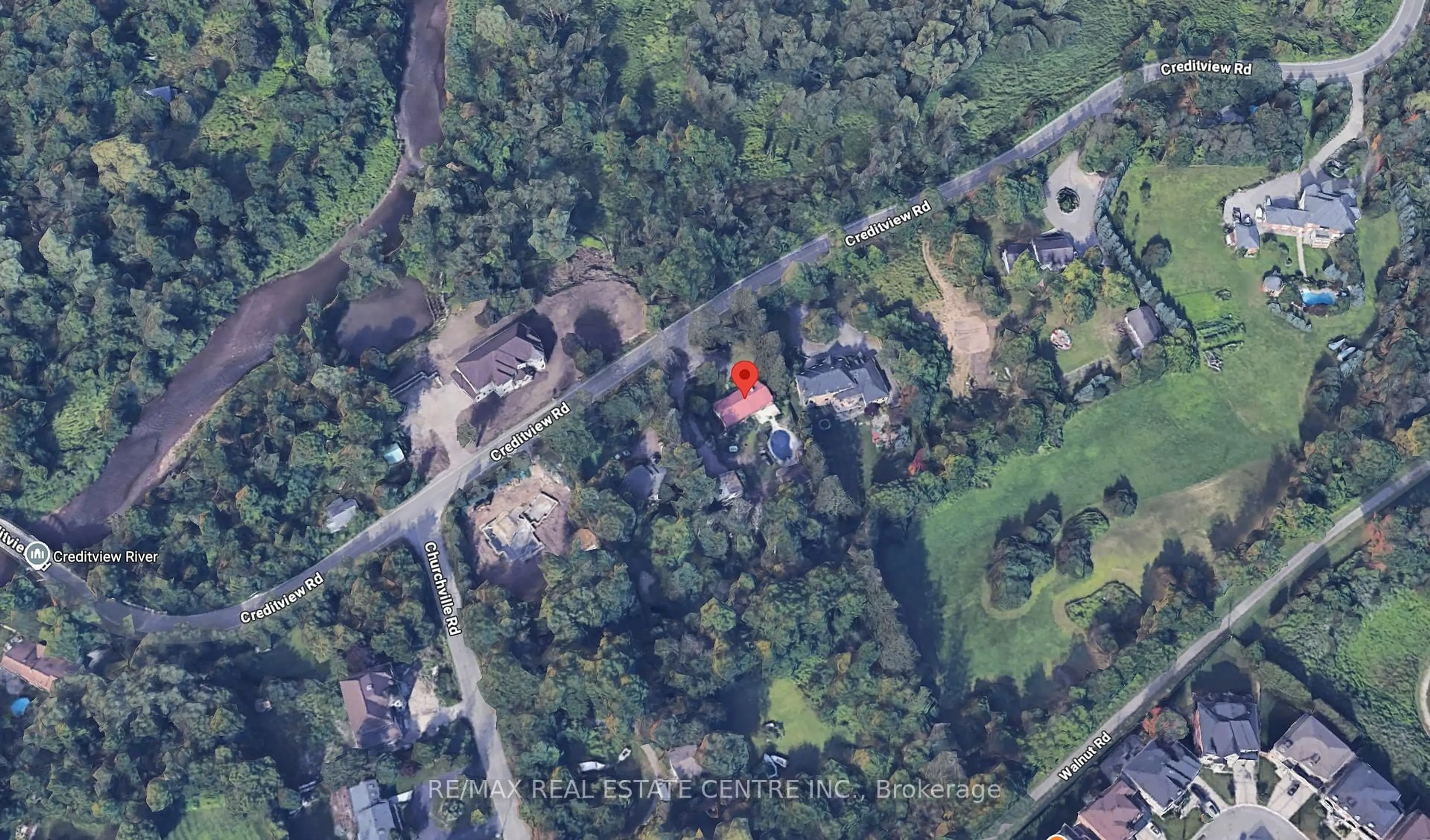 A pic from outside/outdoor area/front of a property/back of a property/a pic from drone, unknown for 8297 Creditview Rd, Brampton Ontario L6Y 0G7
