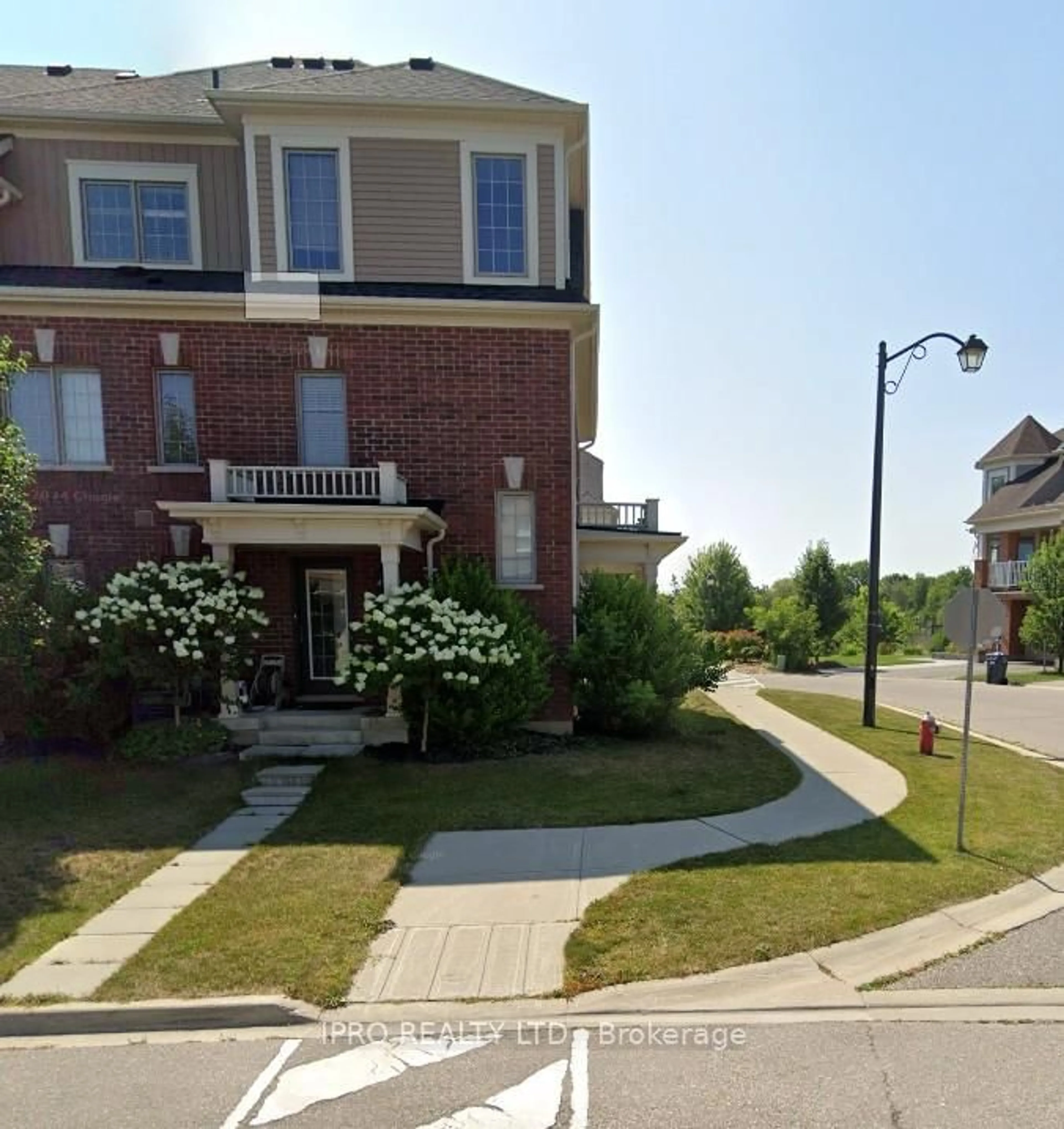 Home with brick exterior material, street for 48 Boyces Creek Crt, Caledon Ontario L7C 3S3