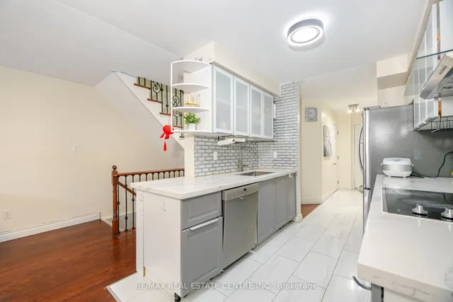 Additional property image - 5255 Guildwood Way Unit 62