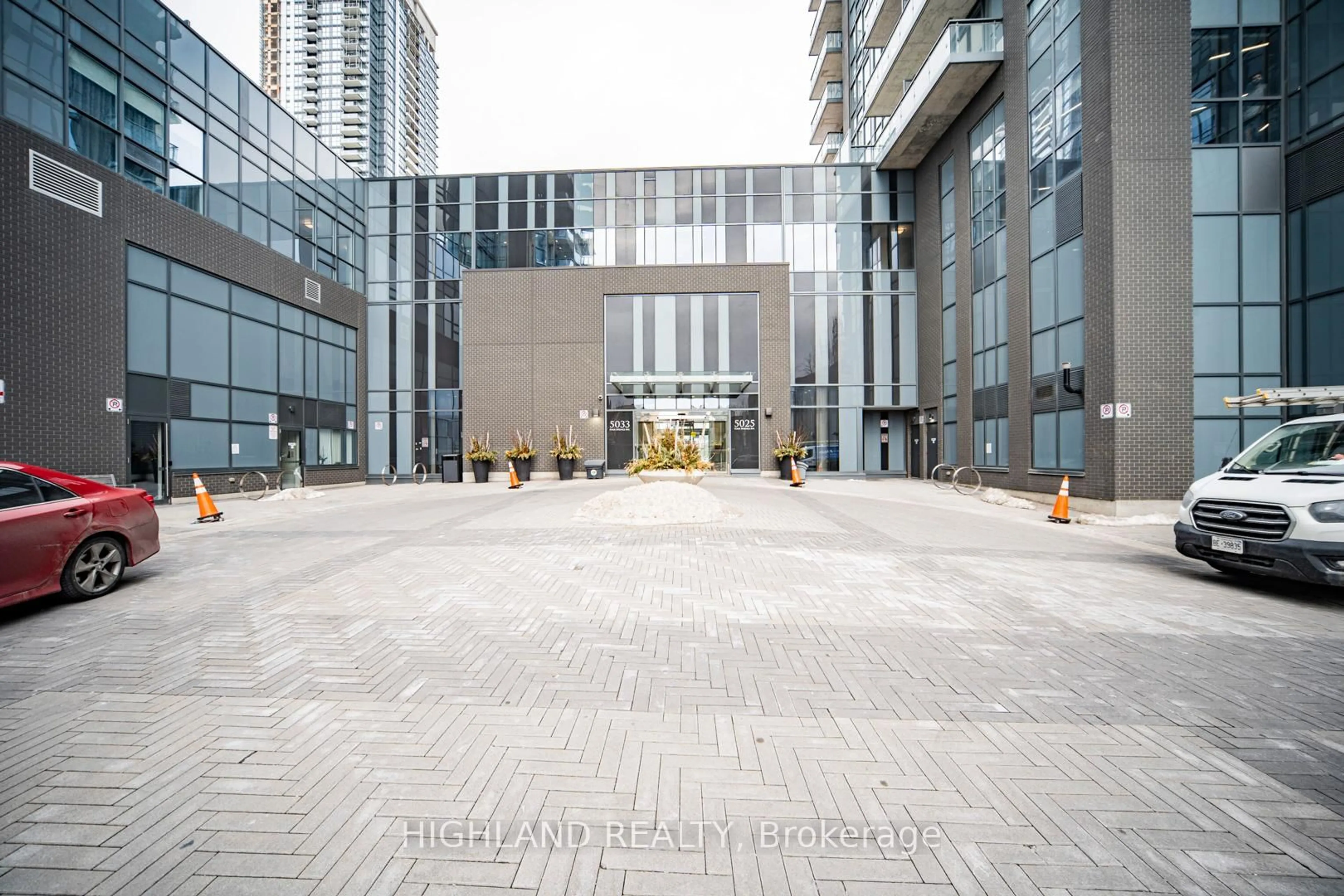 Unknown for 5033 Four Springs Ave #1319, Mississauga Ontario L5R 0G6
