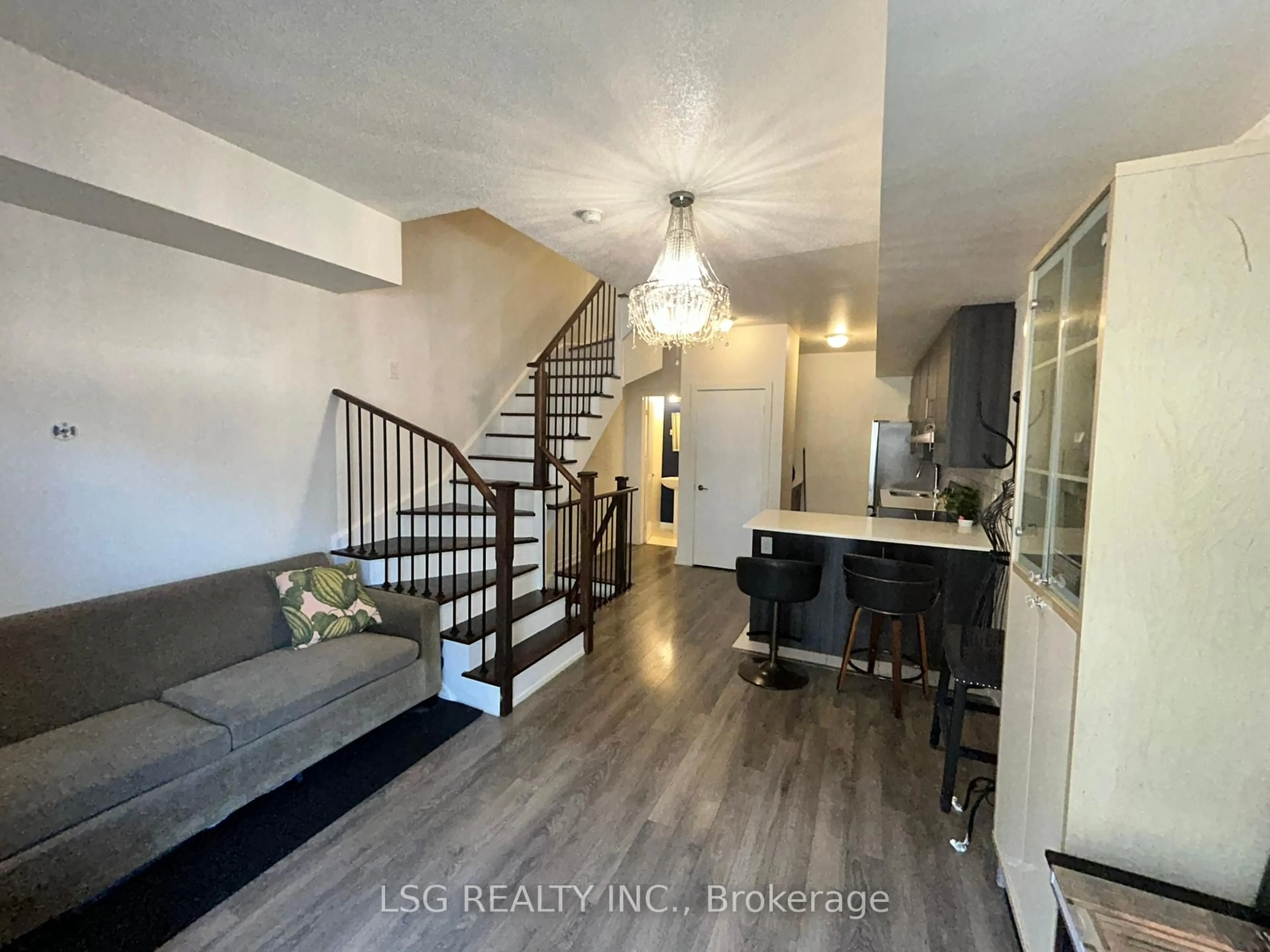 Unknown for 2059 Weston Rd #36, Toronto Ontario M9N 1X7