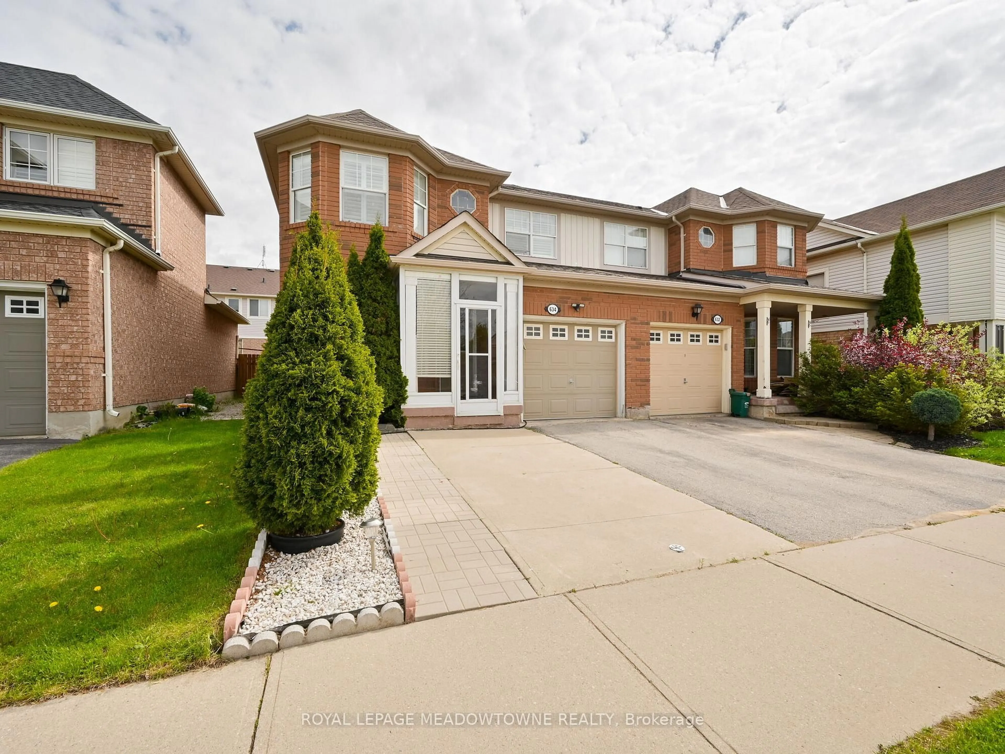 Home with brick exterior material, street for 634 Hamilton Cres, Milton Ontario L9T 6G9