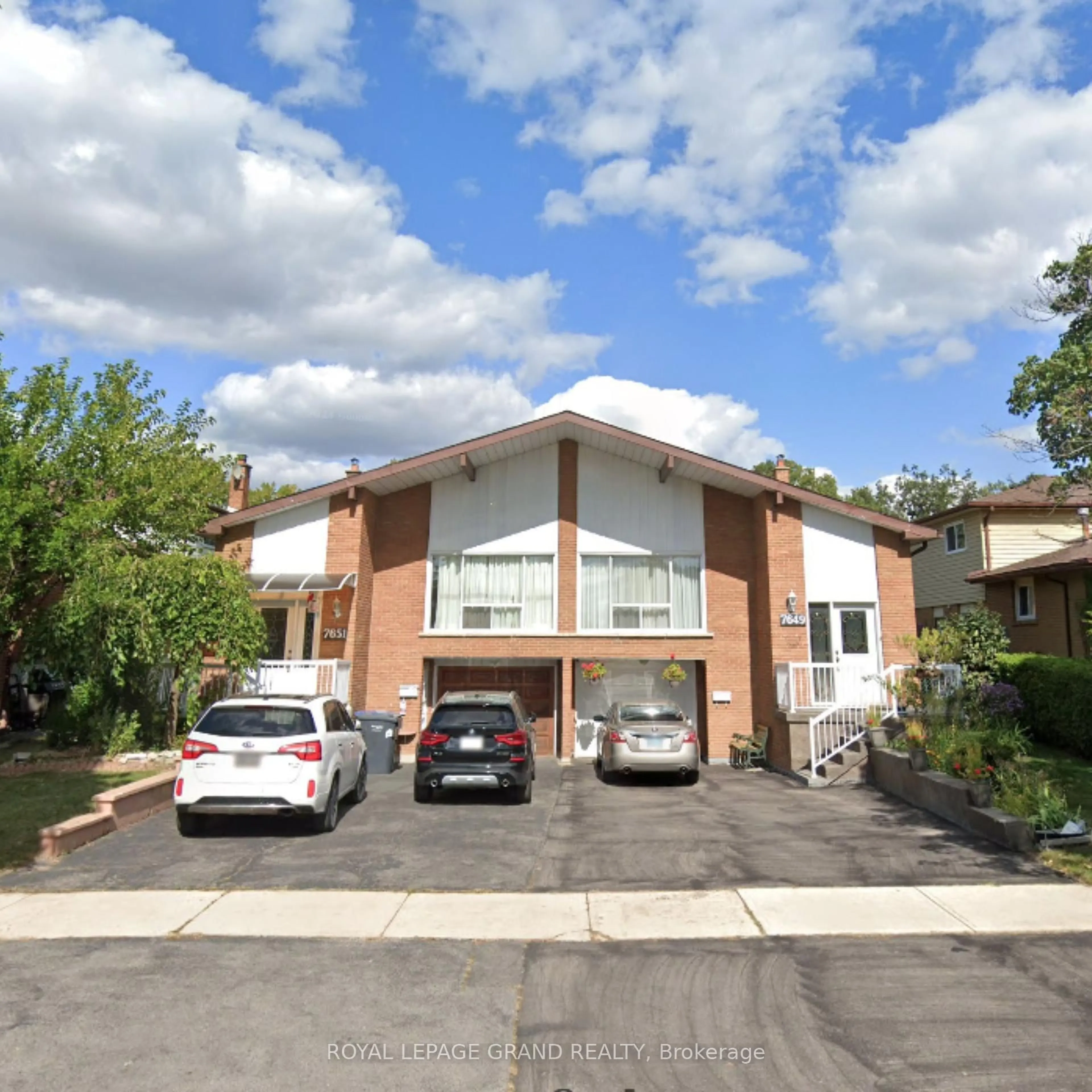 Unknown for 7651 Wildfern Dr, Mississauga Ontario L4T 3P7