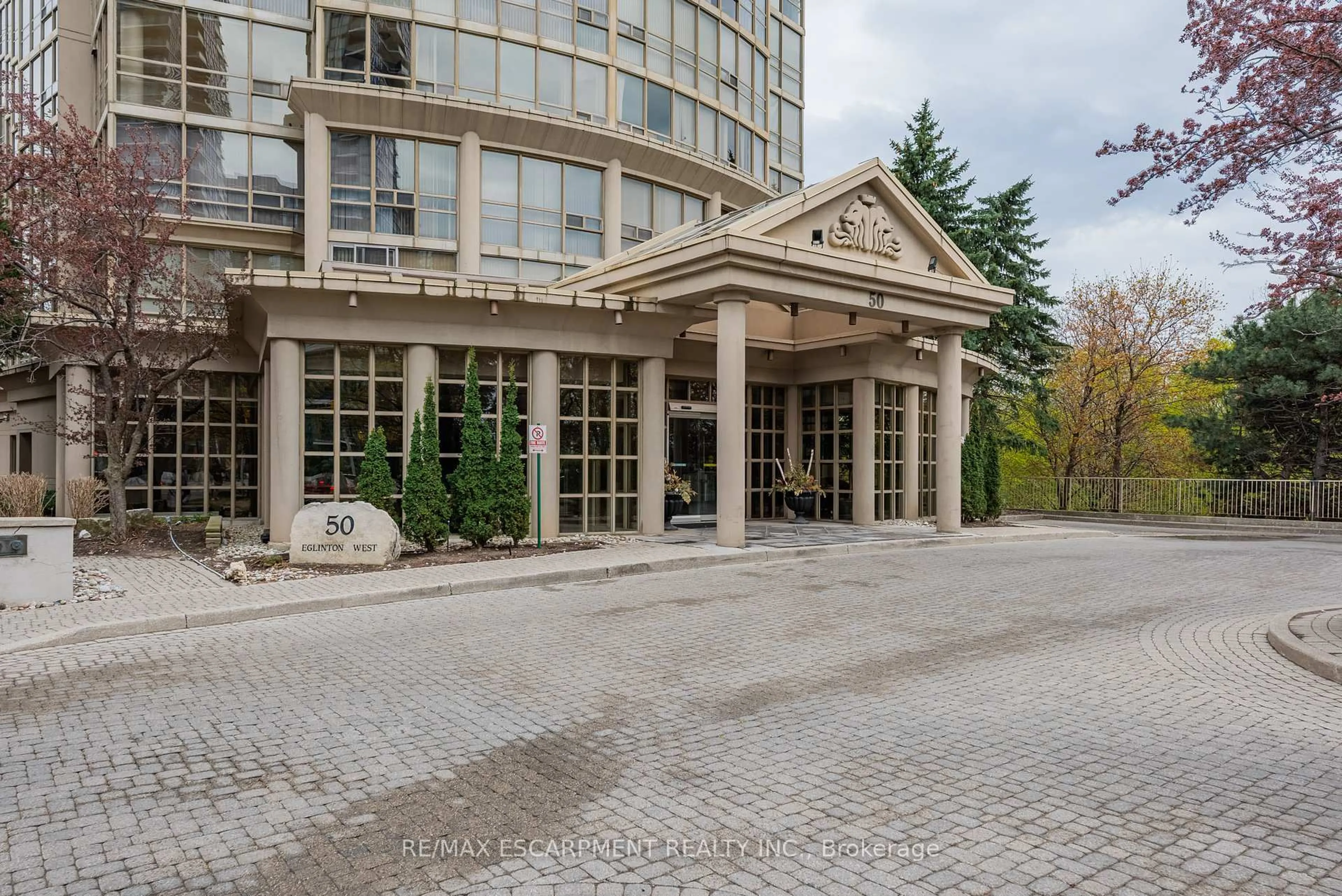 Unknown for 50 Eglinton Ave #1002, Mississauga Ontario L5R 3P5