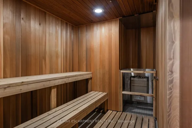 Additional property image - 50 Eglinton Ave Unit 1002