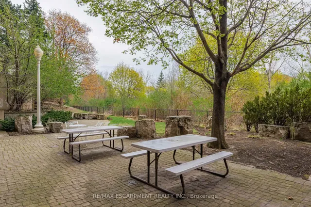 Additional property image - 50 Eglinton Ave Unit 1002