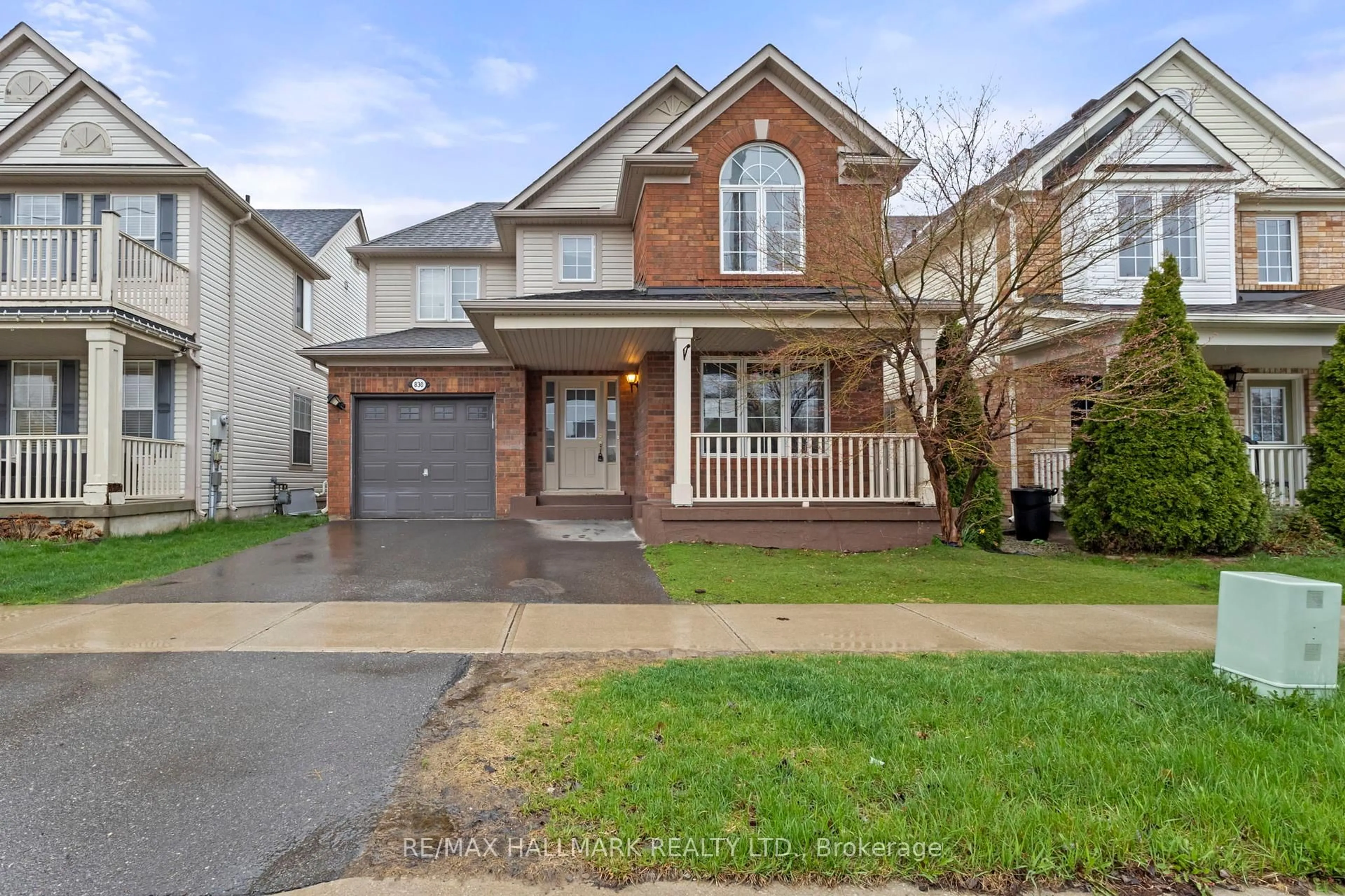 Home with brick exterior material, street for 830 Fourth Line, Milton Ontario L9T 6M5