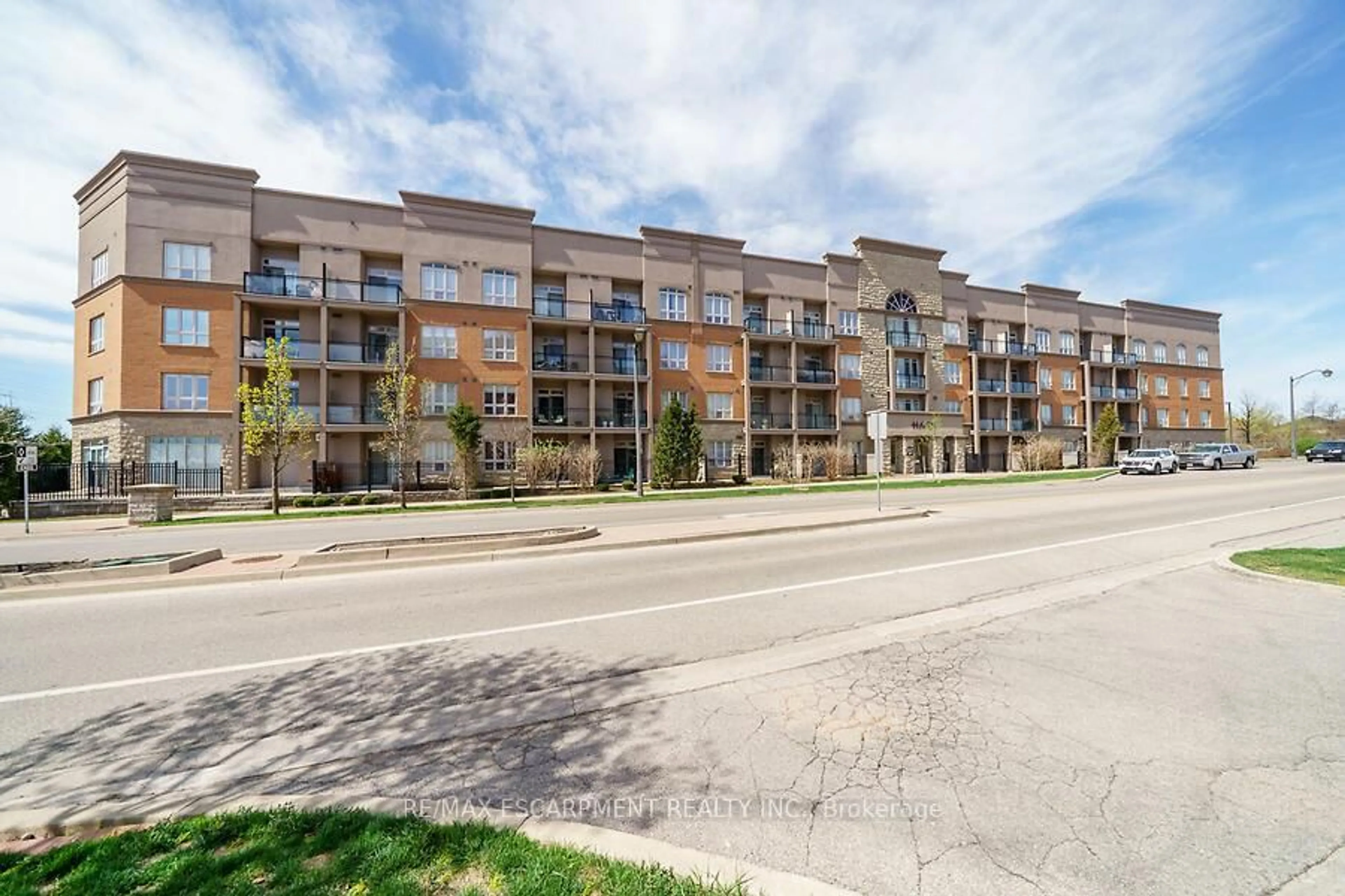 Unknown for 5317 Upper Middle Rd #332, Burlington Ontario L7L 0G8
