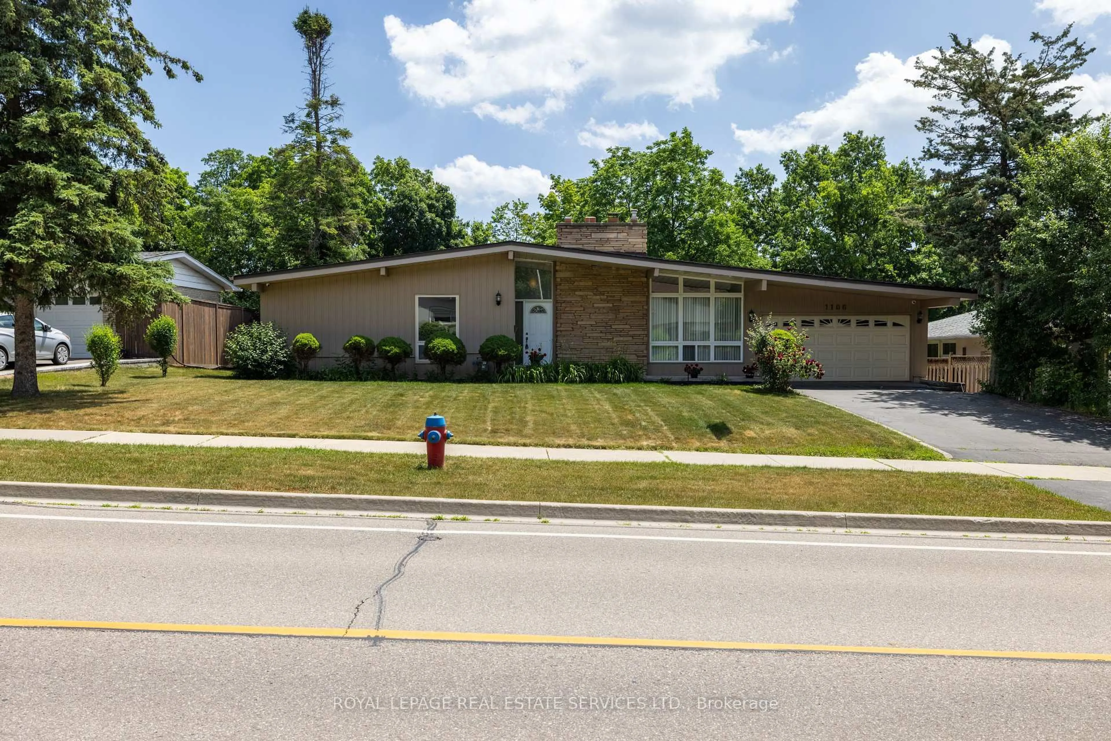 Unknown for 1106 Falgarwood Dr, Oakville Ontario L6H 1N9
