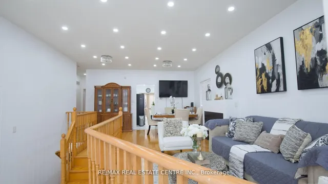 Additional image 38 of 32 Pappain Cres