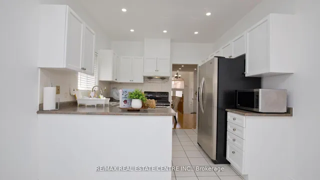 Additional image 33 of 32 Pappain Cres