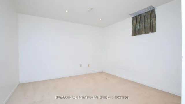 Additional image 15 of 32 Pappain Cres