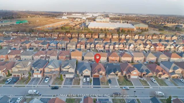 Additional image 45 of 32 Pappain Cres