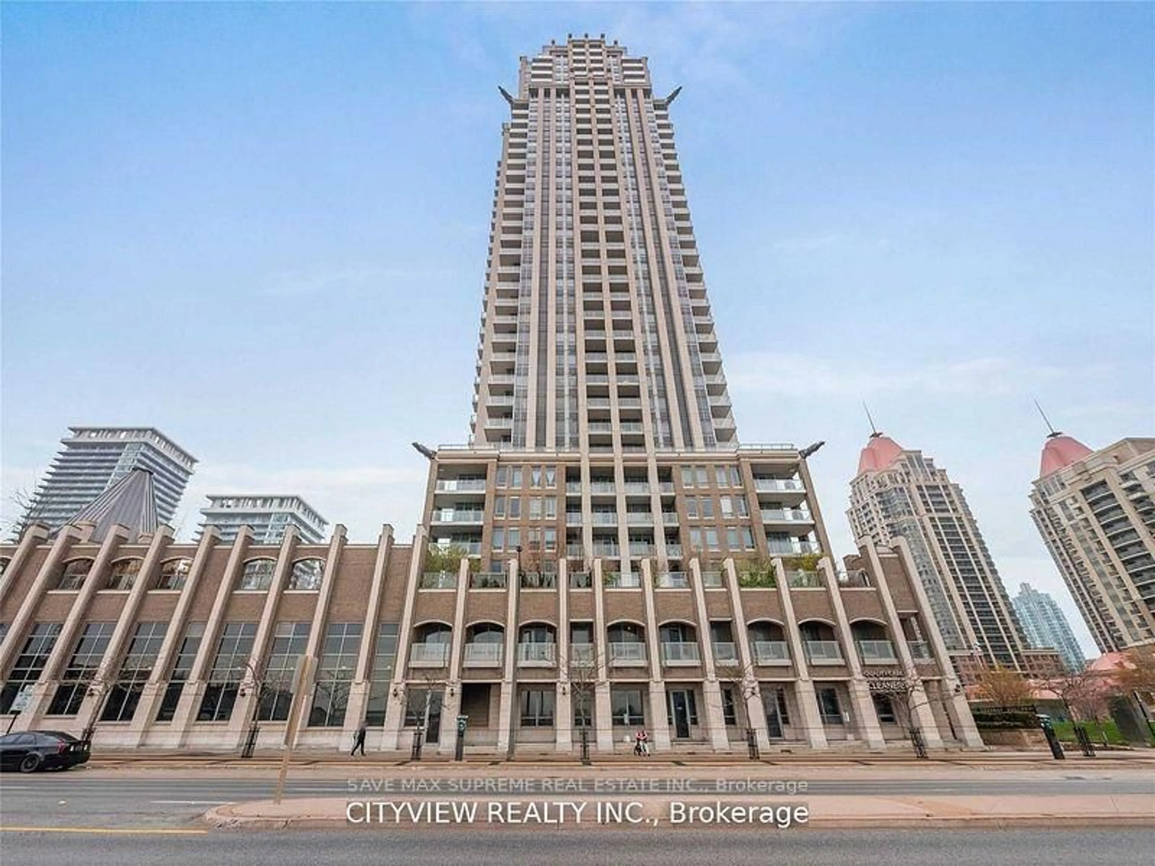 Indoor foyer for 388 Prince Of Wales Dr #2505, Mississauga Ontario L5B 0A1