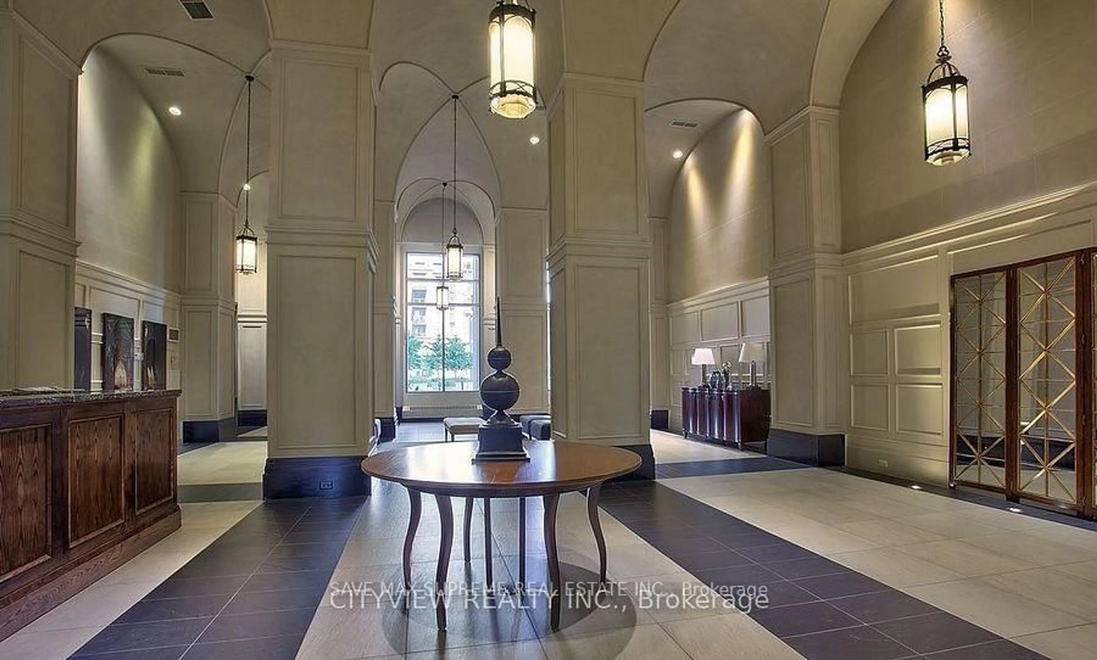 Indoor foyer for 388 Prince Of Wales Dr #2505, Mississauga Ontario L5B 0A1
