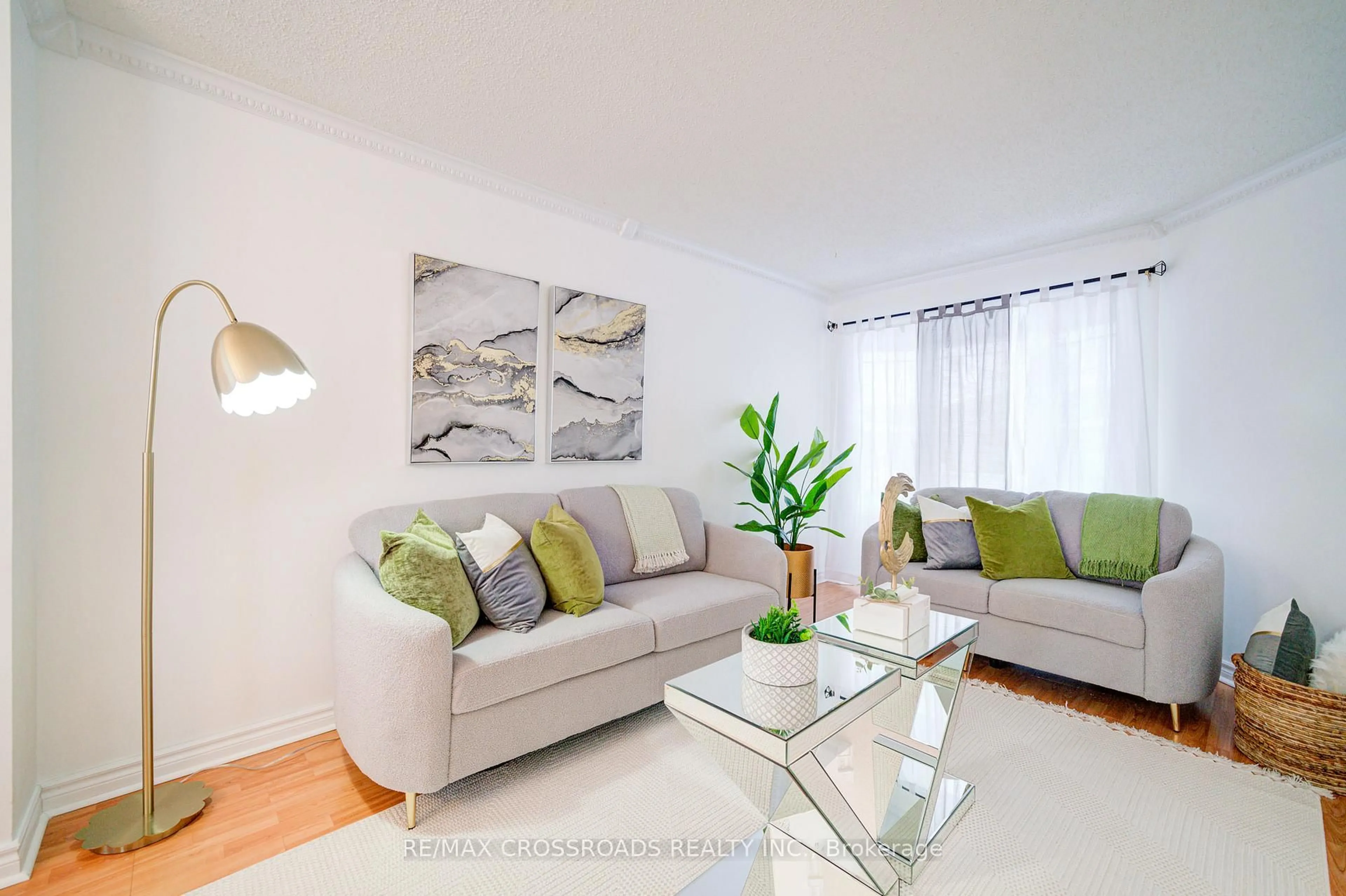 Living room with furniture, unknown for 115 Ecclestone Dr, Brampton Ontario L6X 3P4
