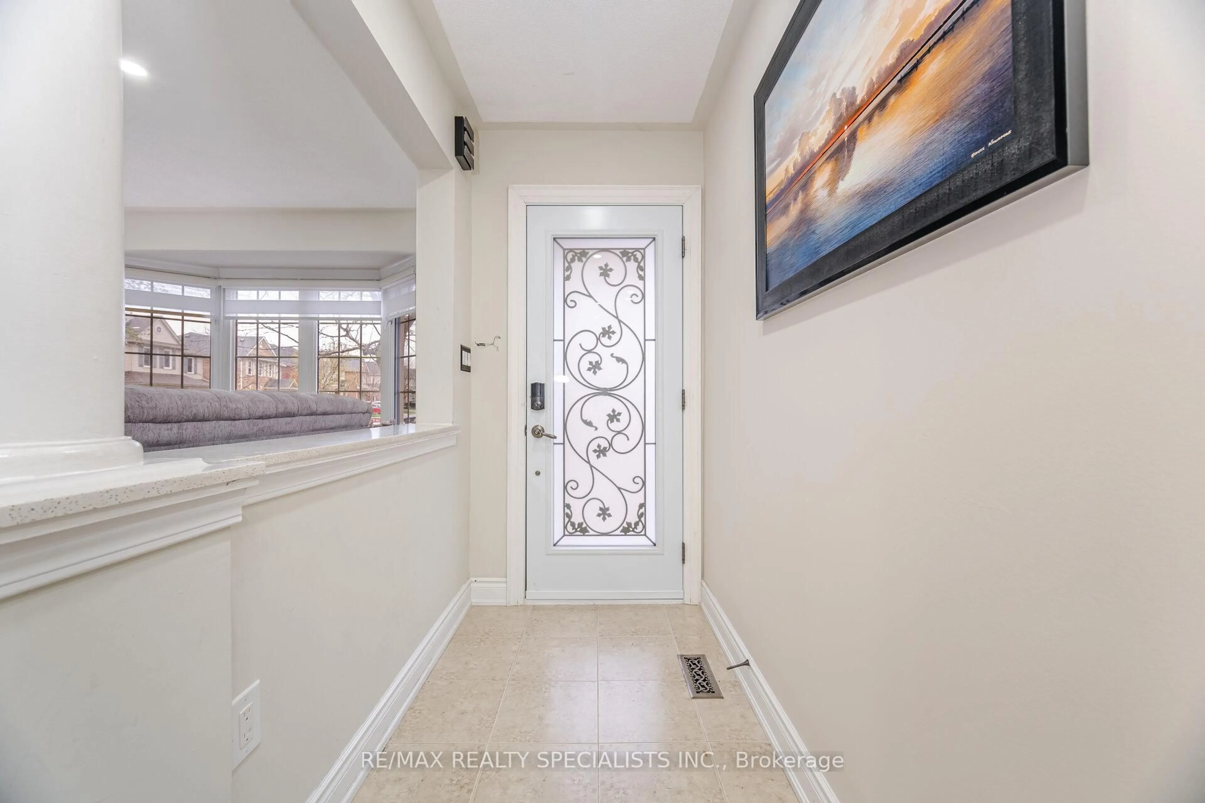 Indoor entryway for 11 Redcastle St, Brampton Ontario L7A 1P1