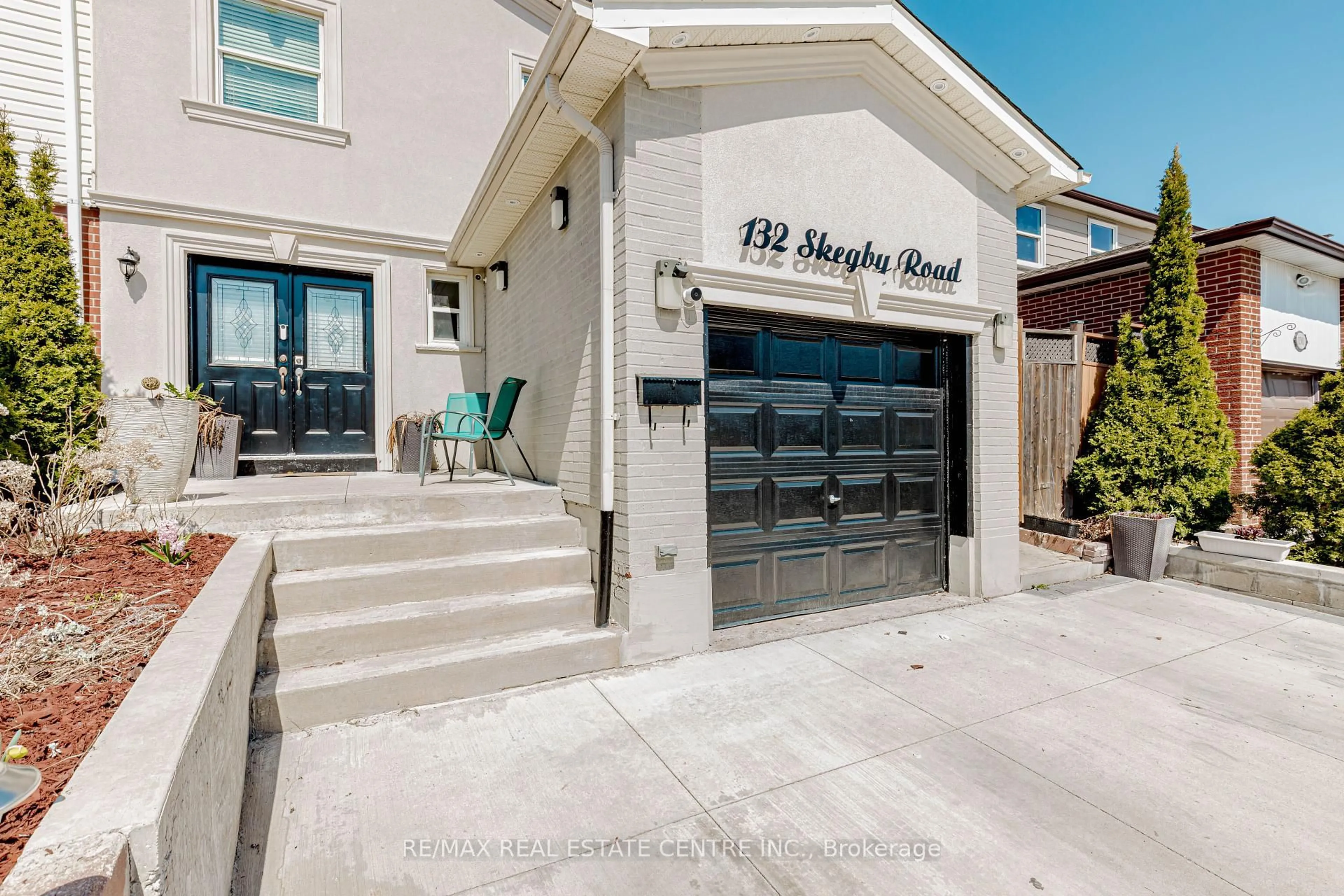 Unknown for 132 Skegby Rd, Brampton Ontario L6V 2T9